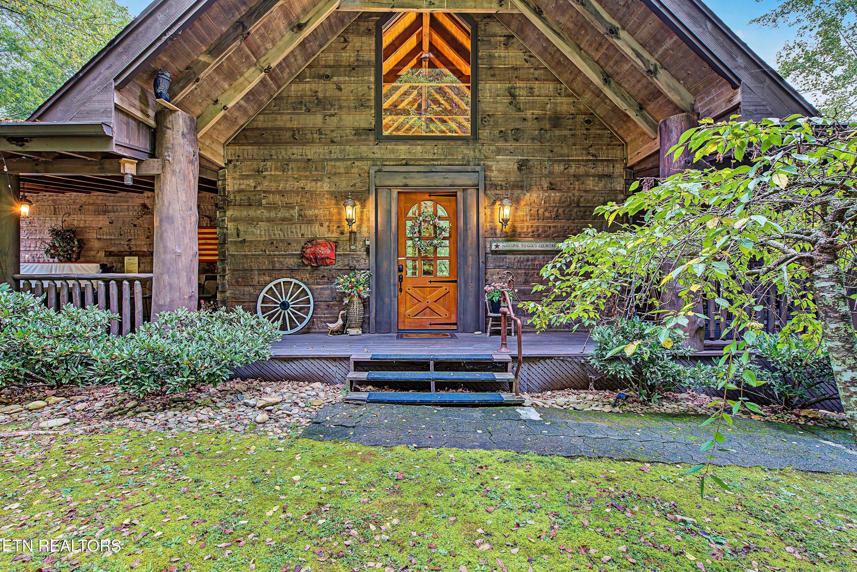 2670 Cedar Falls Way Sevierville TN 37862