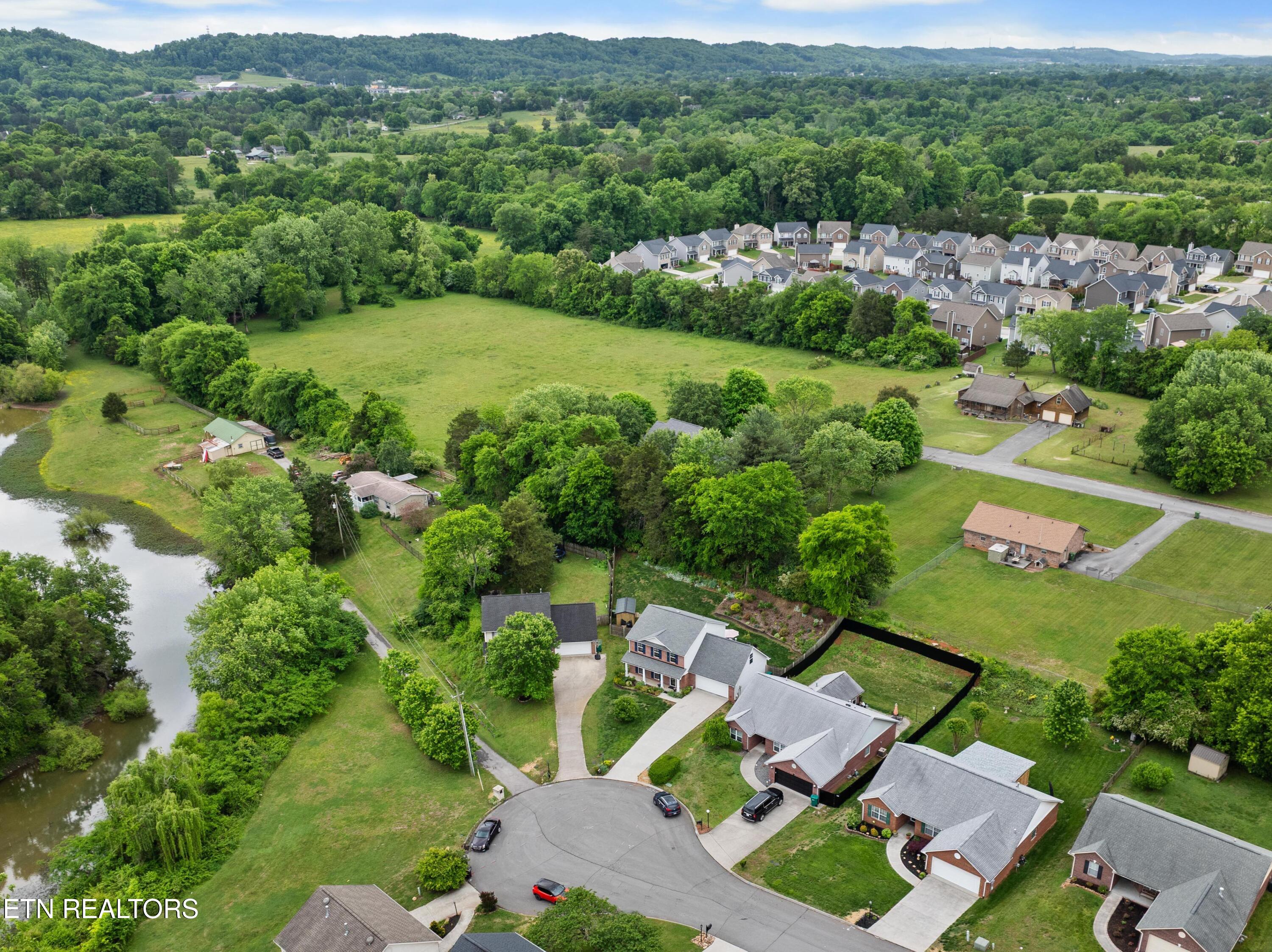 7413 Harvest Creek Lane Powell TN 37849