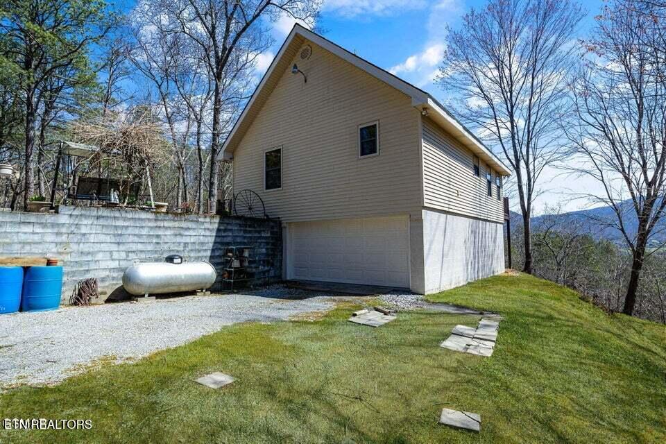 3132 Wears Overlook Lane Sevierville TN 37862