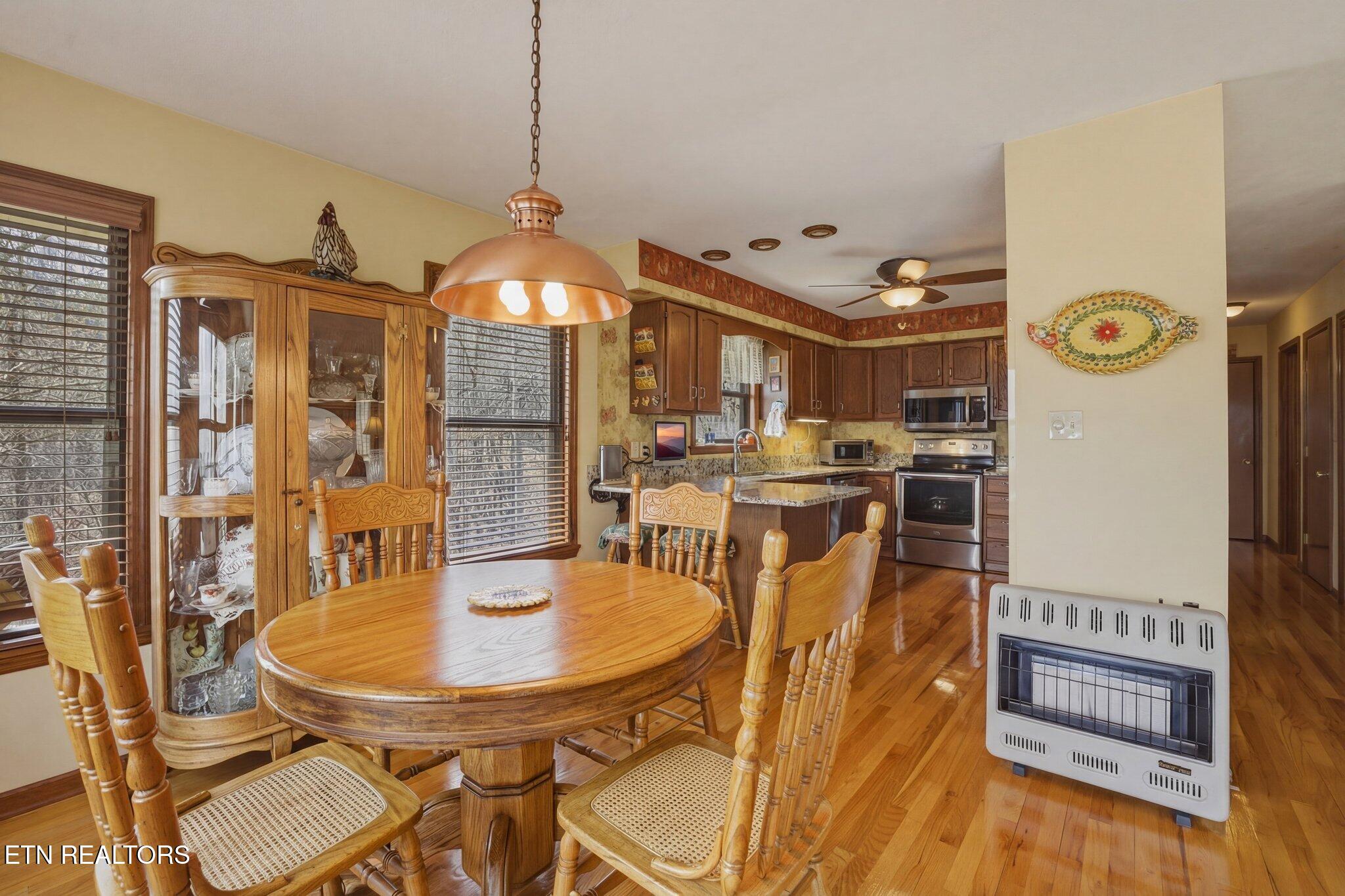 3132 Wears Overlook Lane Sevierville TN 37862