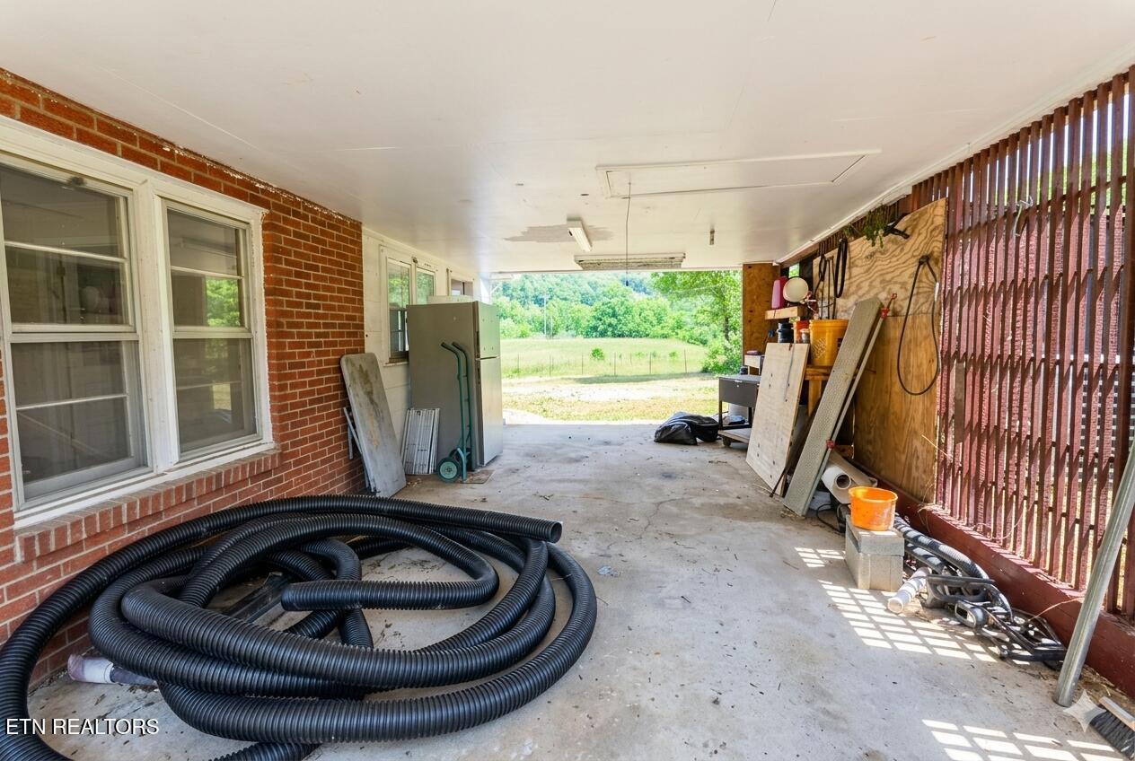 5677 Lone Mountain Road New Tazewell TN 37825