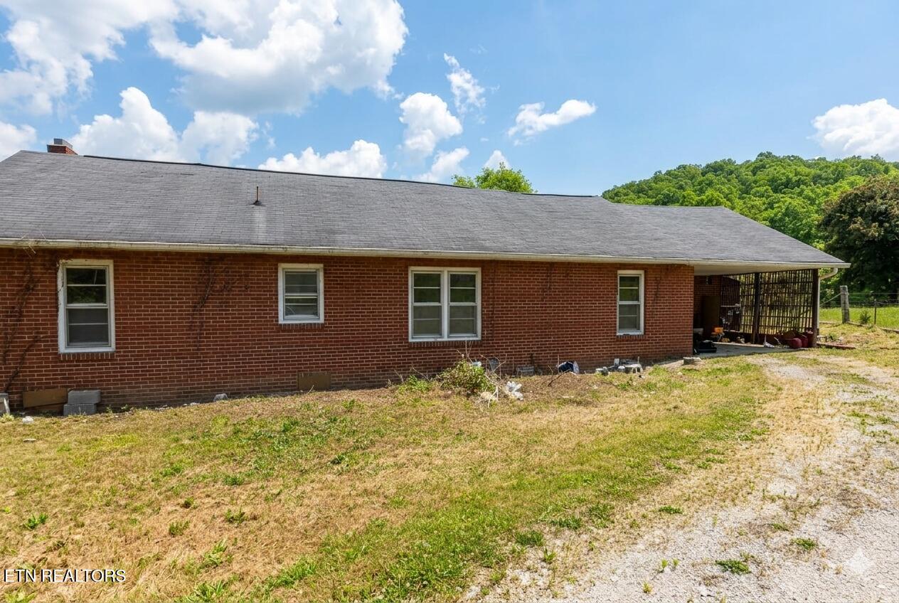 5677 Lone Mountain Road New Tazewell TN 37825