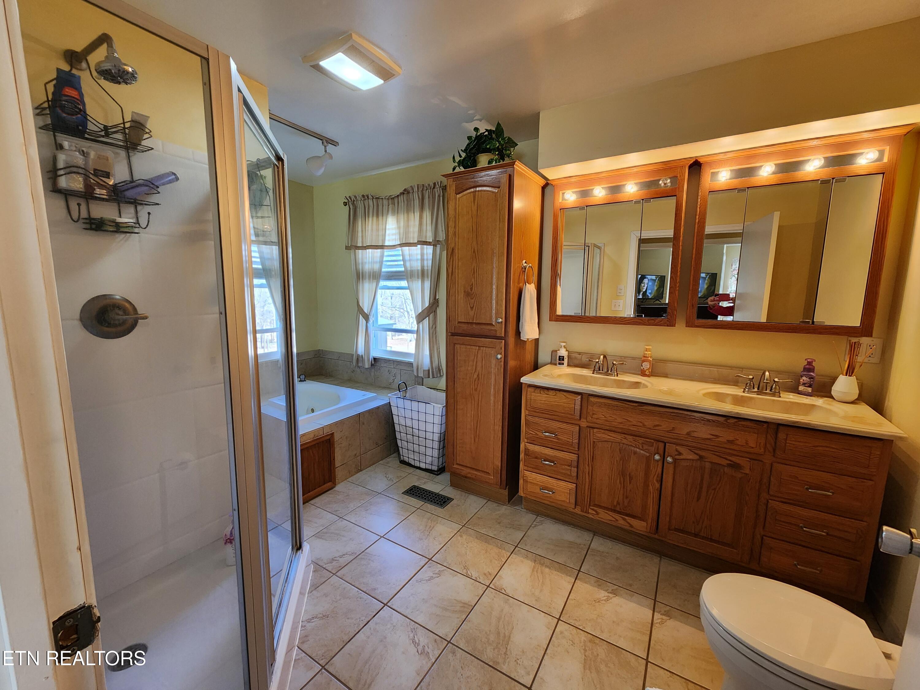 319 County Road 361 Niota TN 37826