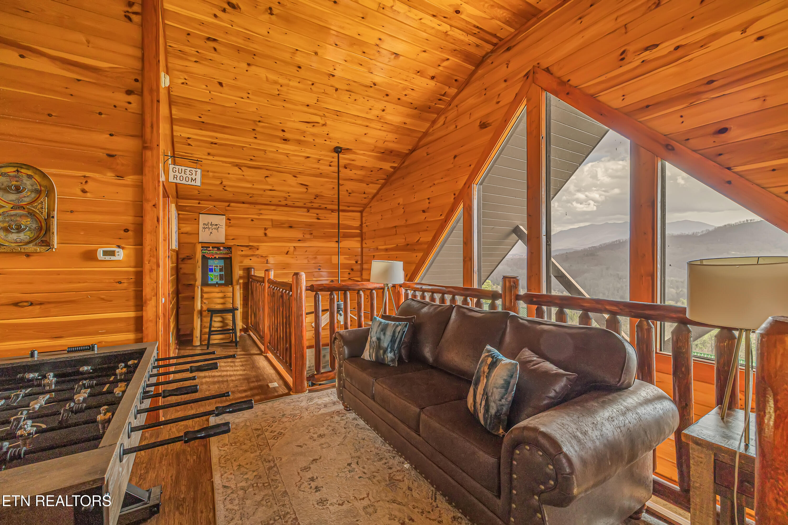 4836 Highland Place Way Pigeon Forge TN 37863