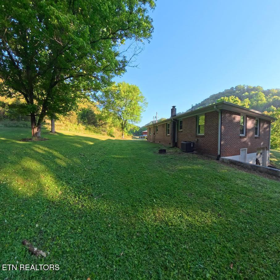 2625 Wartrace Highway Whitleyville TN 38588
