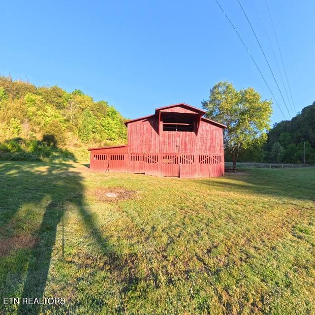 2625 Wartrace Highway Whitleyville TN 38588
