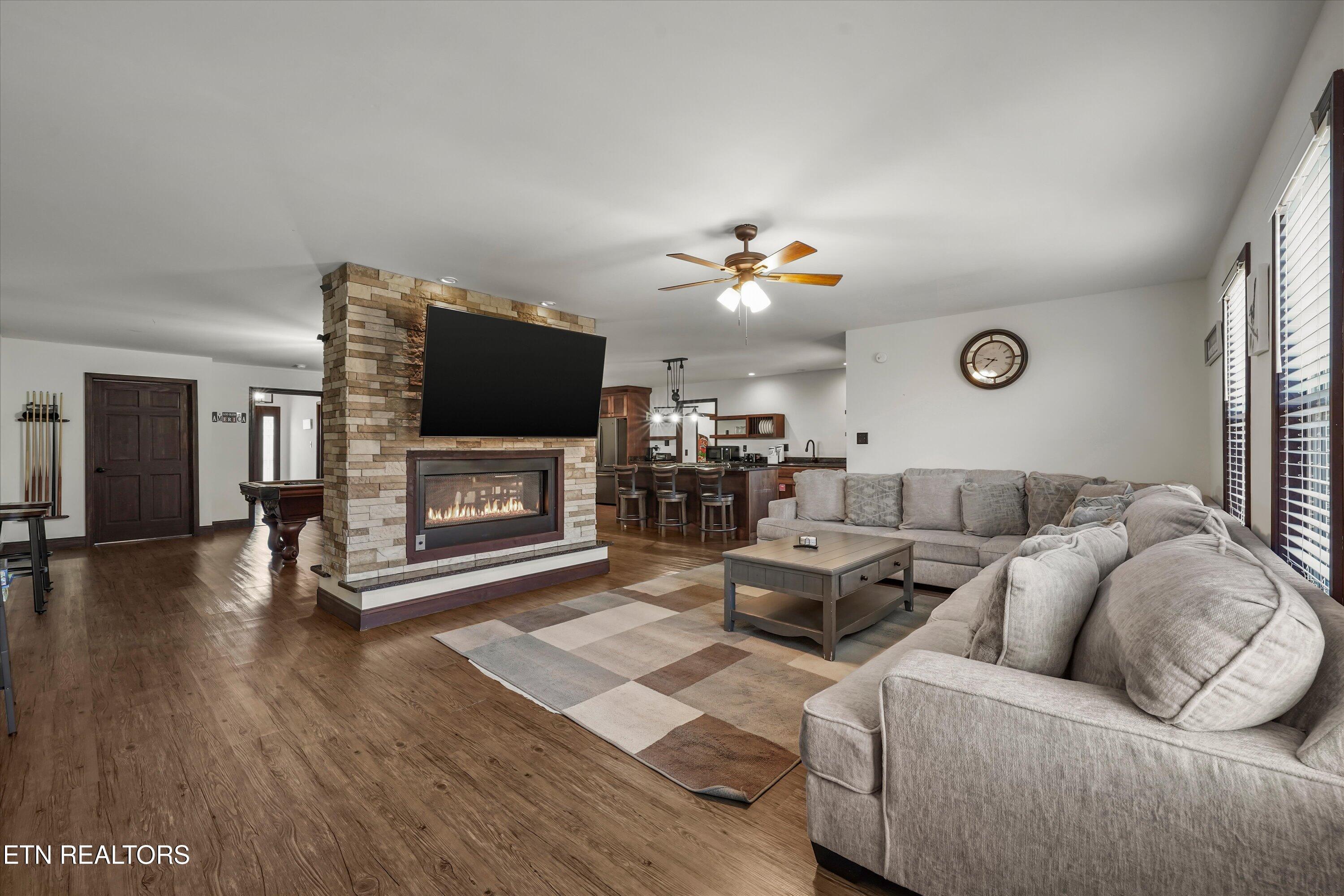 2784 Maplecrest Lane Sevierville TN 37876