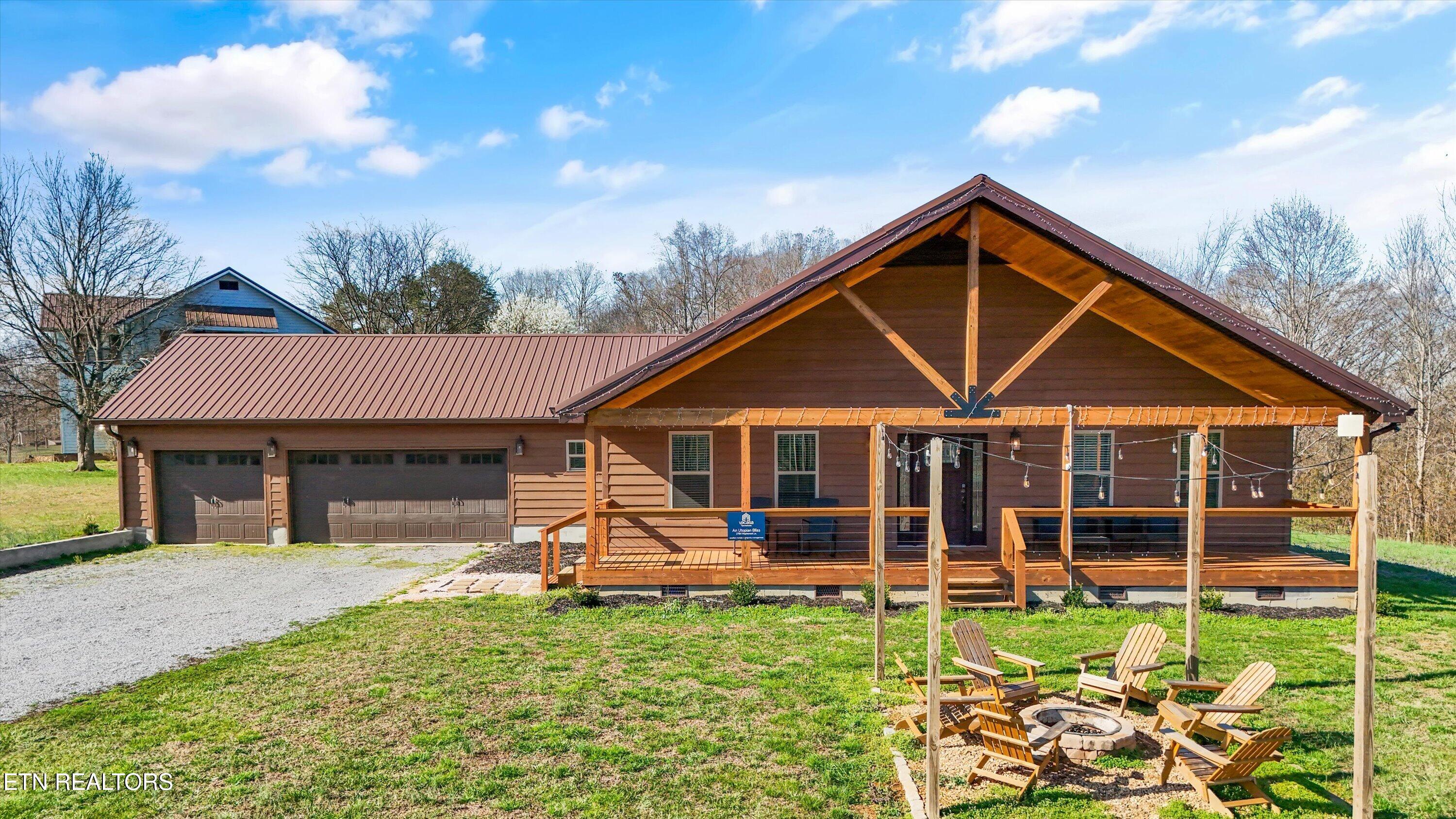 2784 Maplecrest Lane Sevierville TN 37876