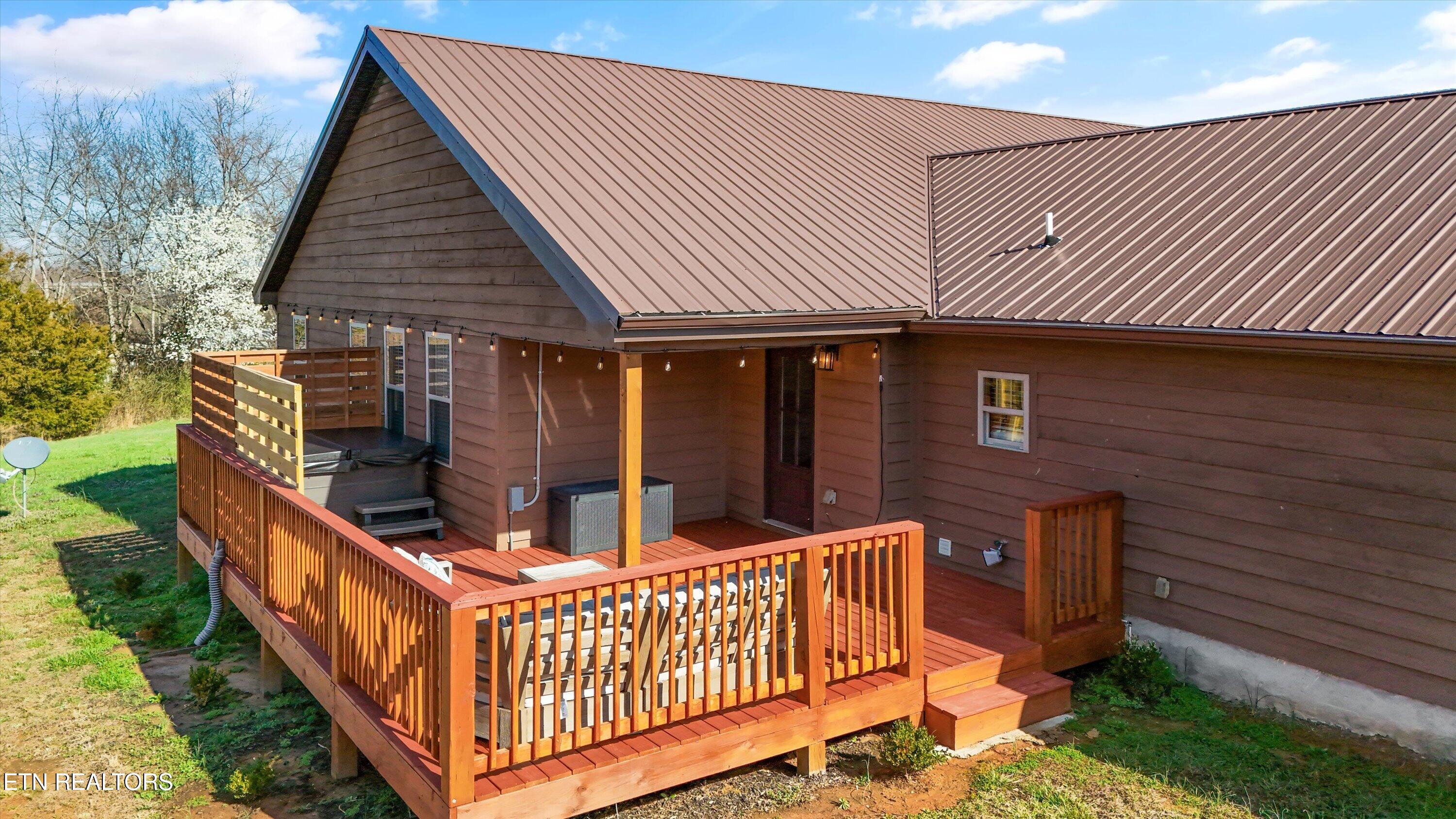 2784 Maplecrest Lane Sevierville TN 37876