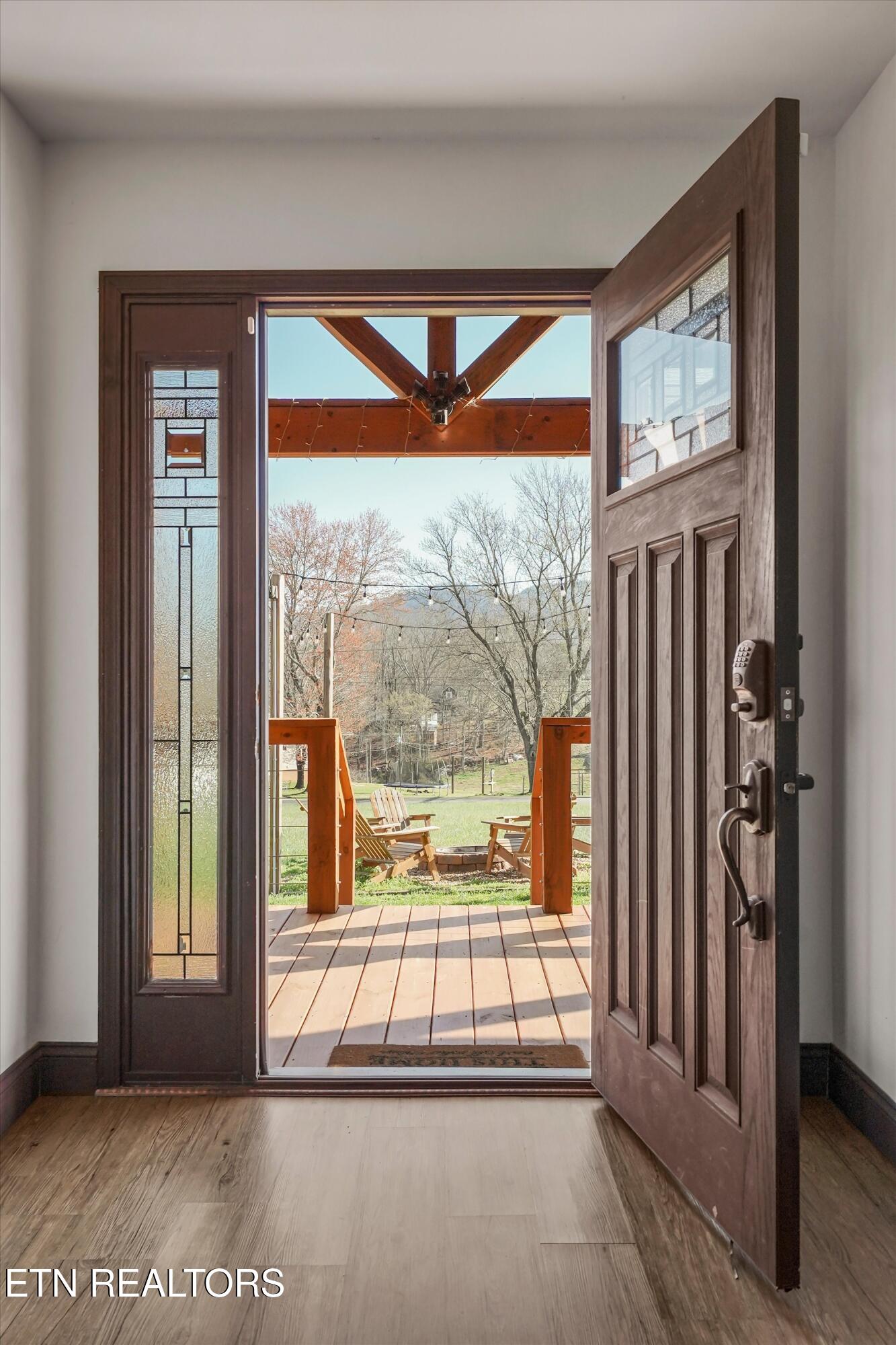 2784 Maplecrest Lane Sevierville TN 37876