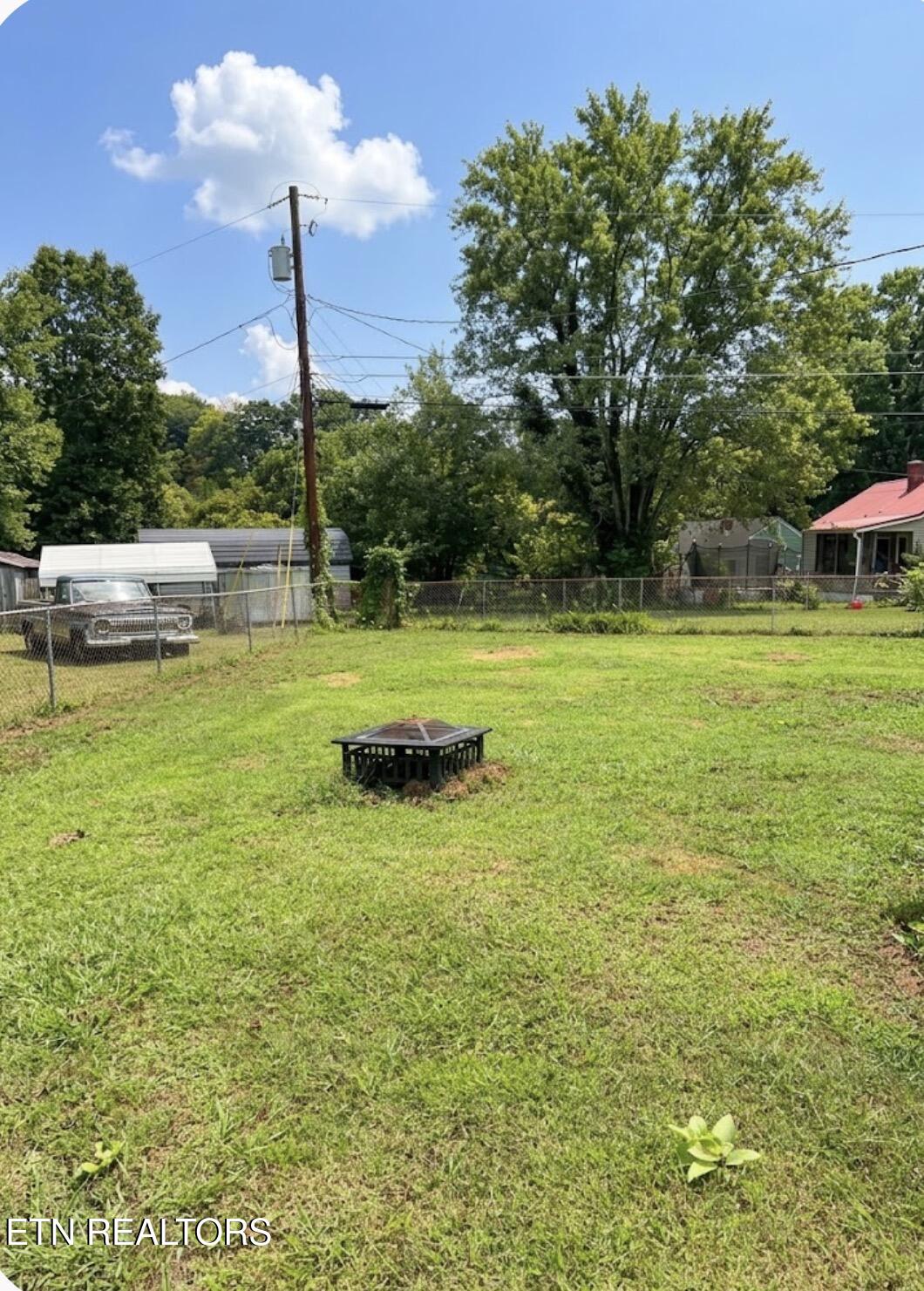 432 Linden Circle Lafollette TN 37766