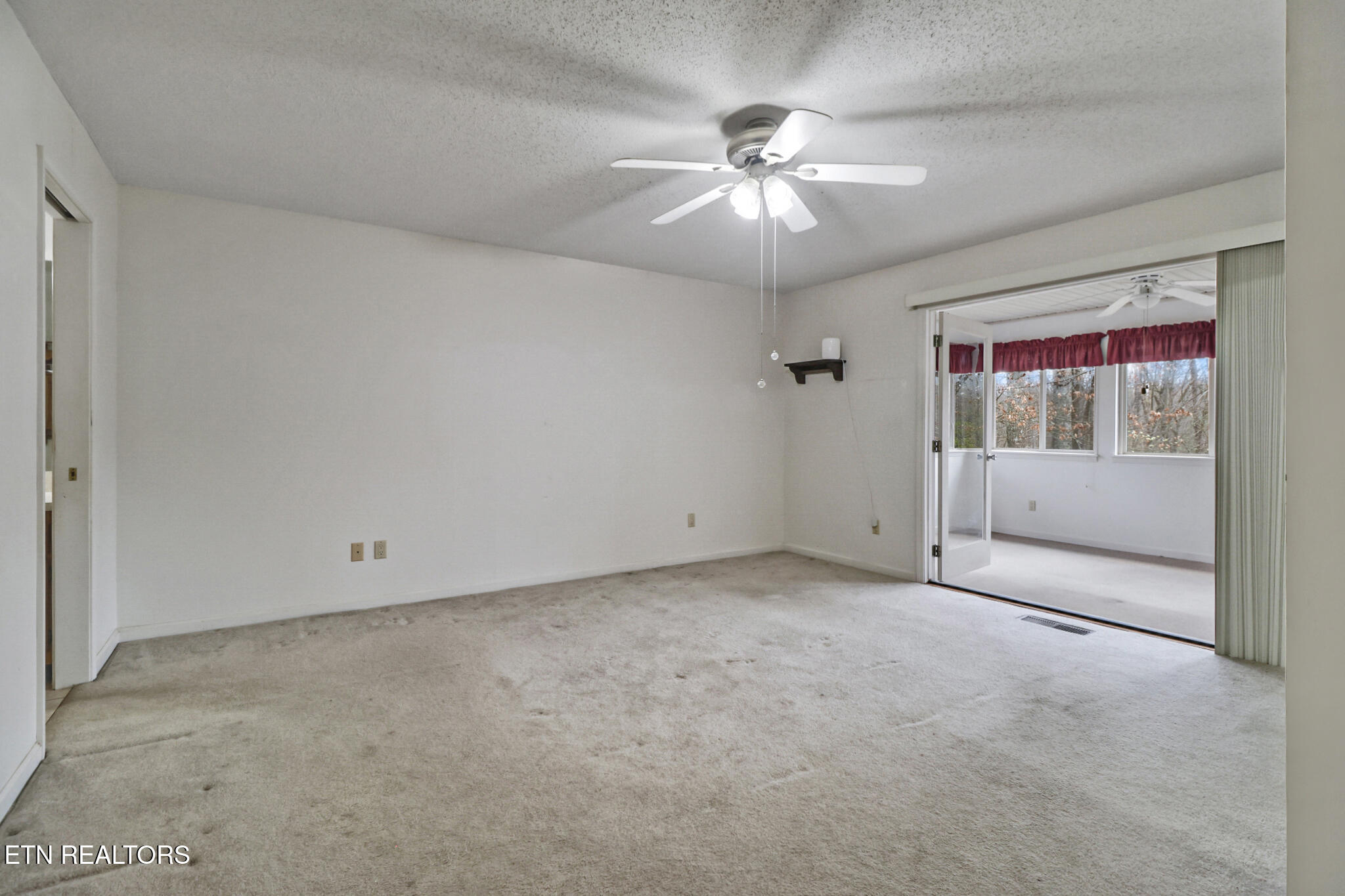 110 Bradford Lane Crossville TN 38558