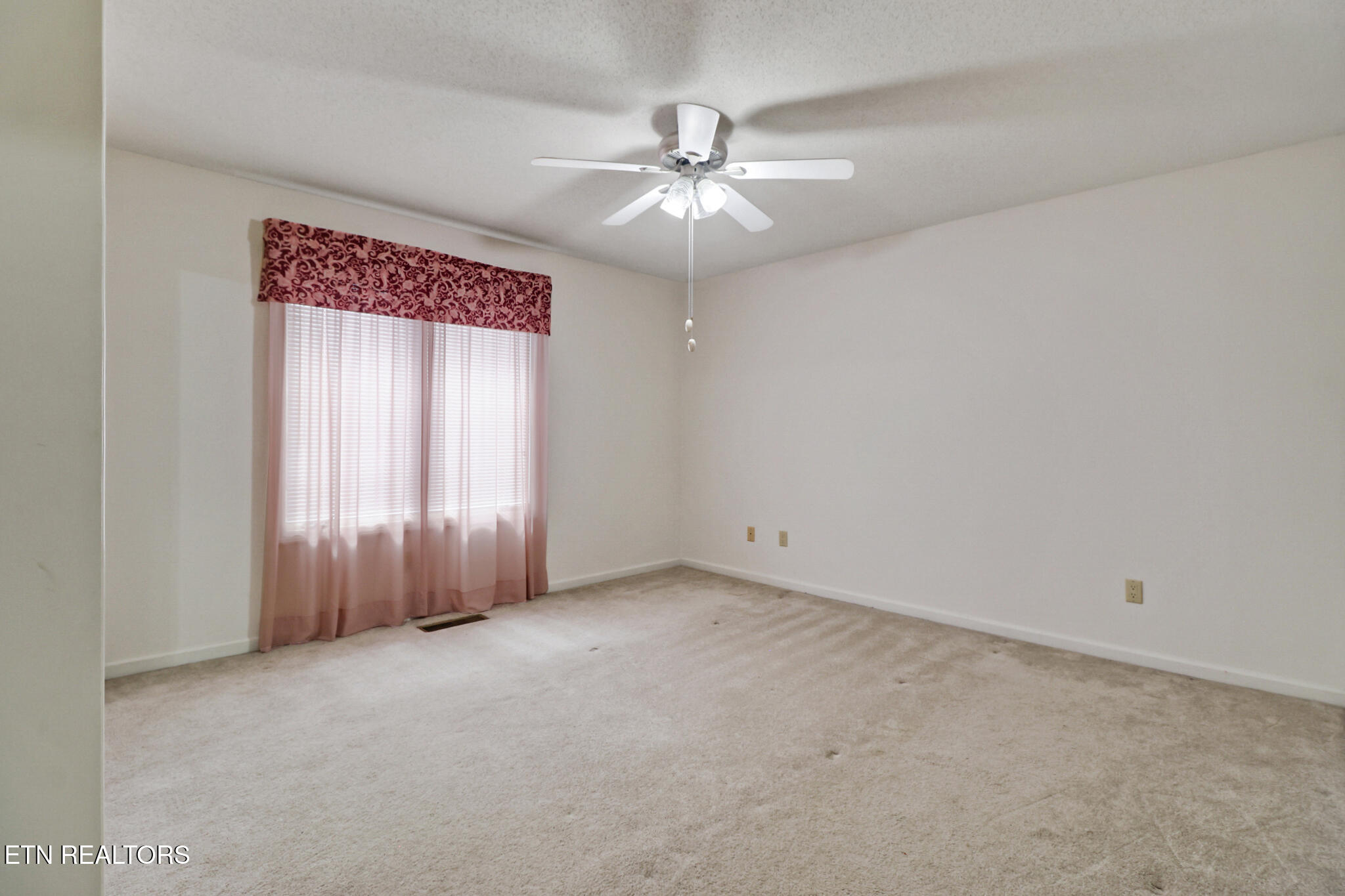 110 Bradford Lane Crossville TN 38558