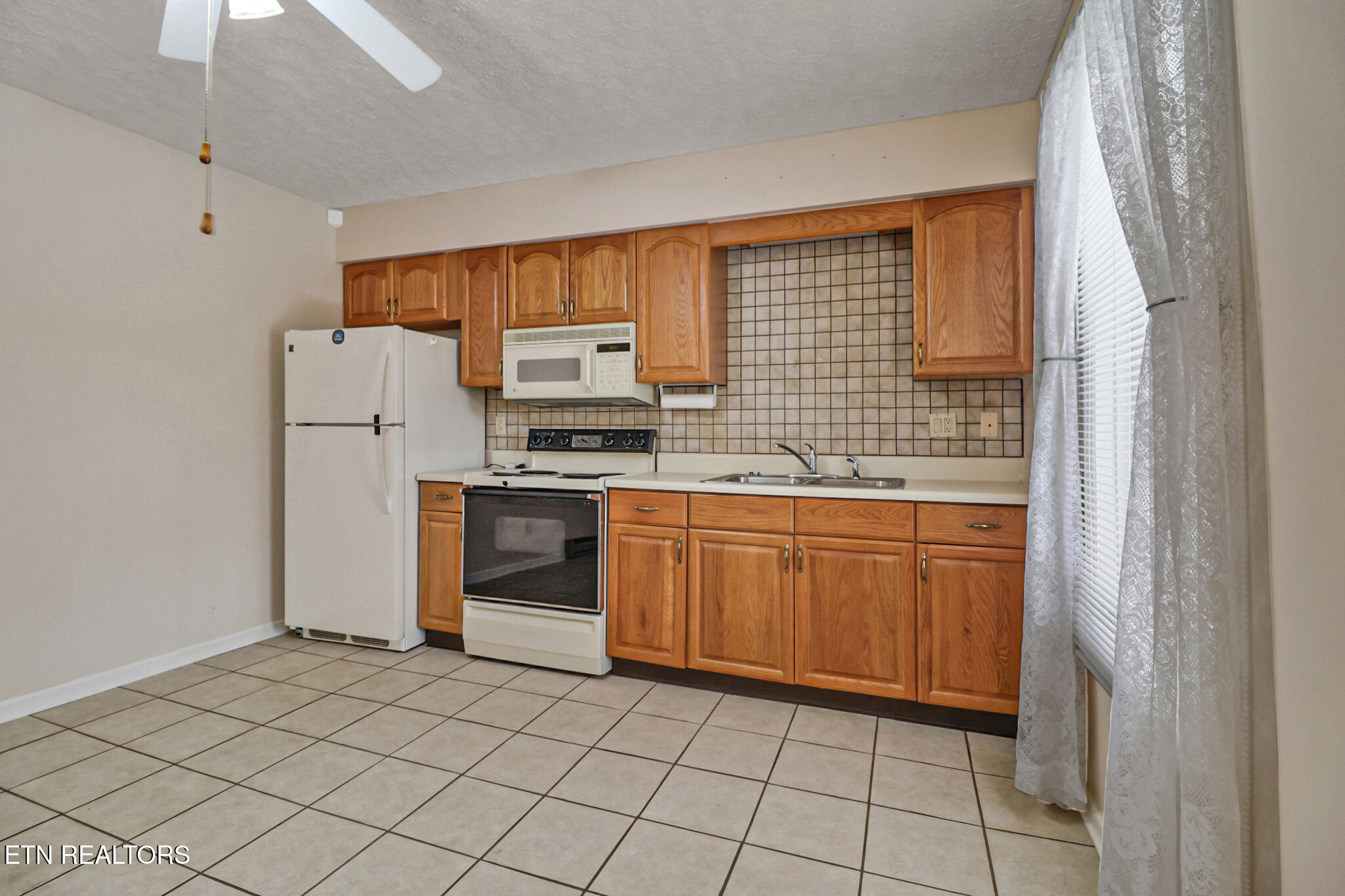 110 Bradford Lane Crossville TN 38558