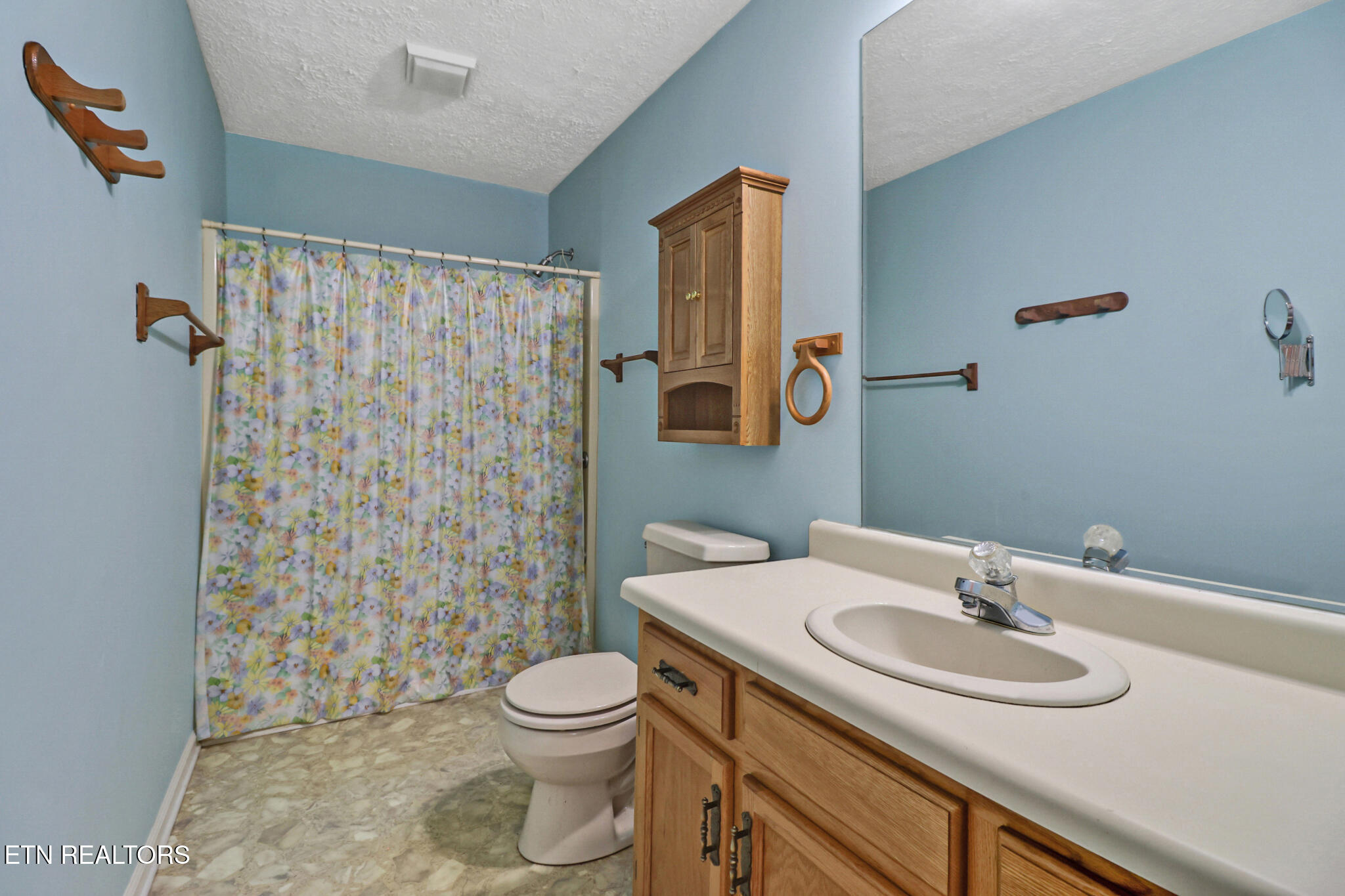110 Bradford Lane Crossville TN 38558