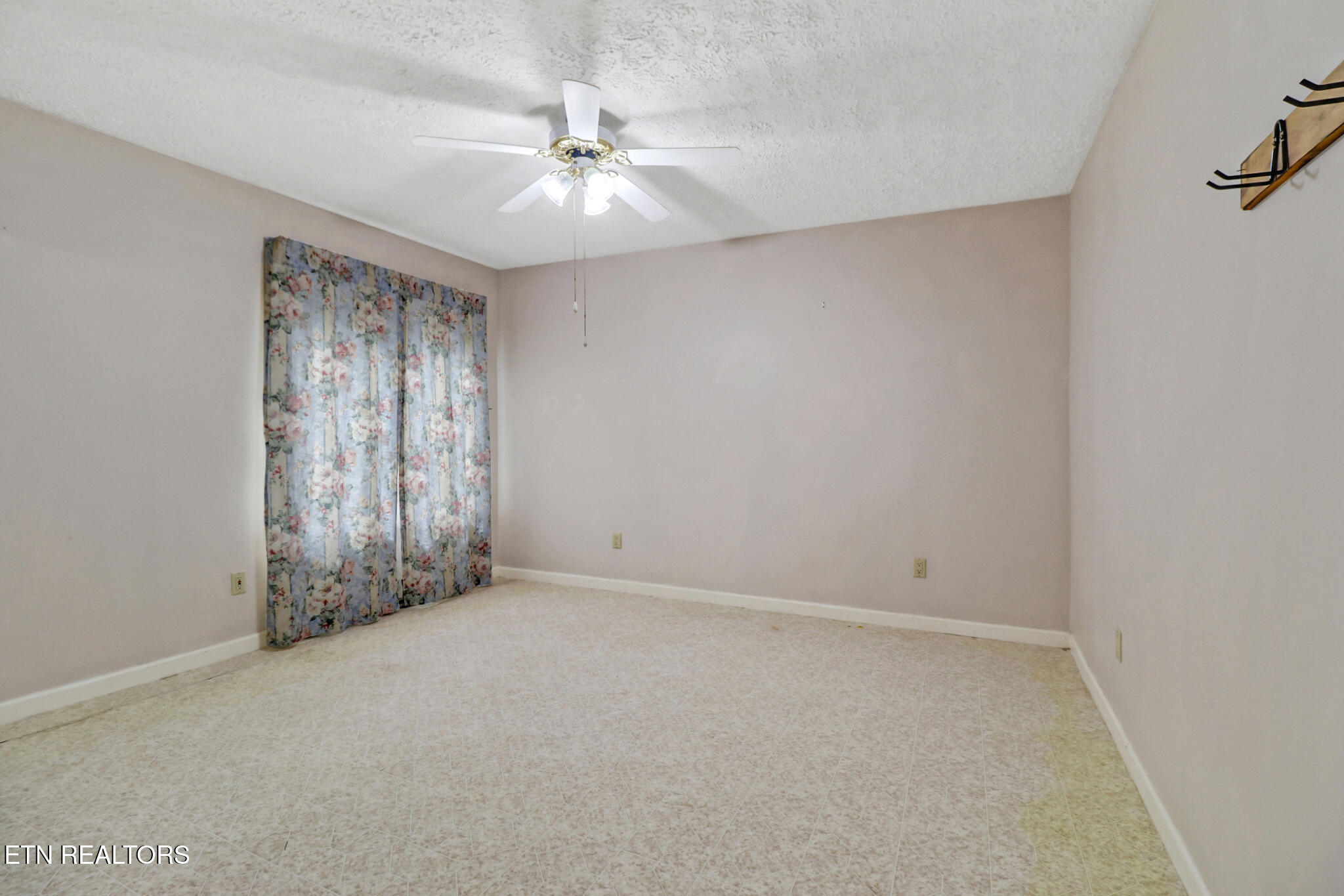 110 Bradford Lane Crossville TN 38558