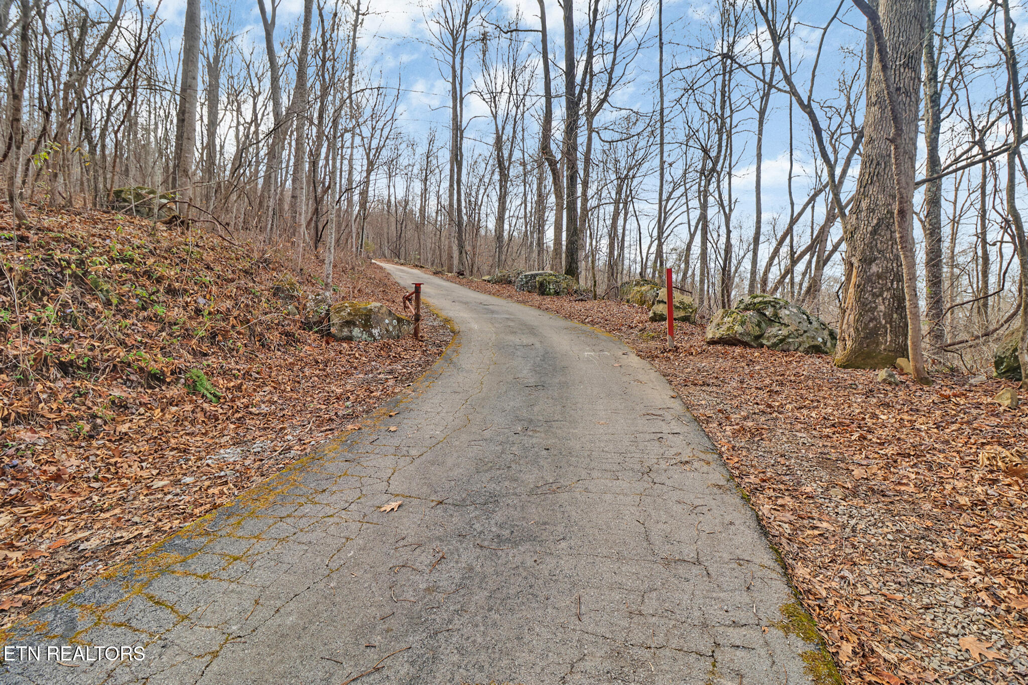 1017 Hinch Mountain Road Crossville TN 38555