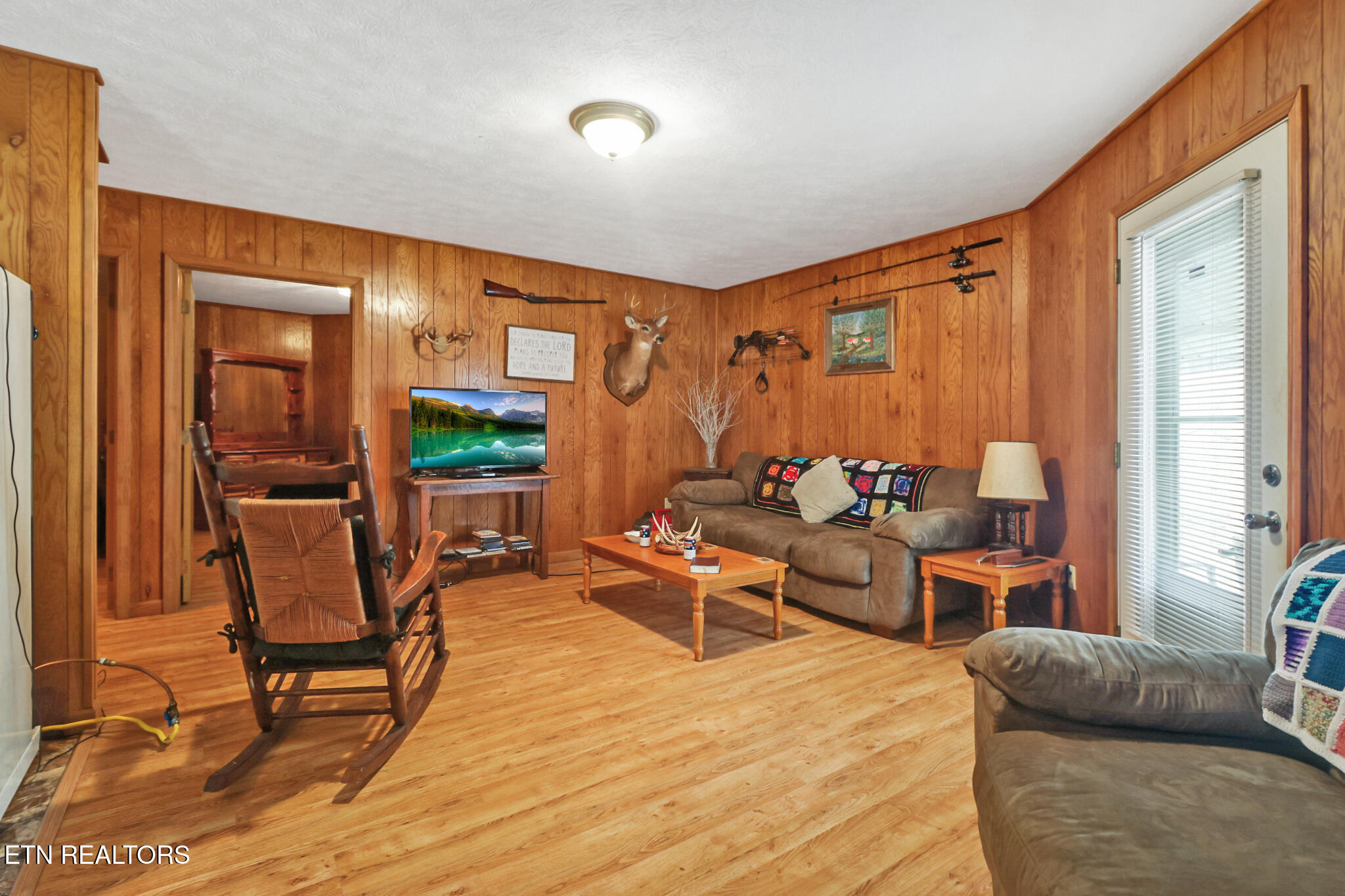 1017 Hinch Mountain Road Crossville TN 38555