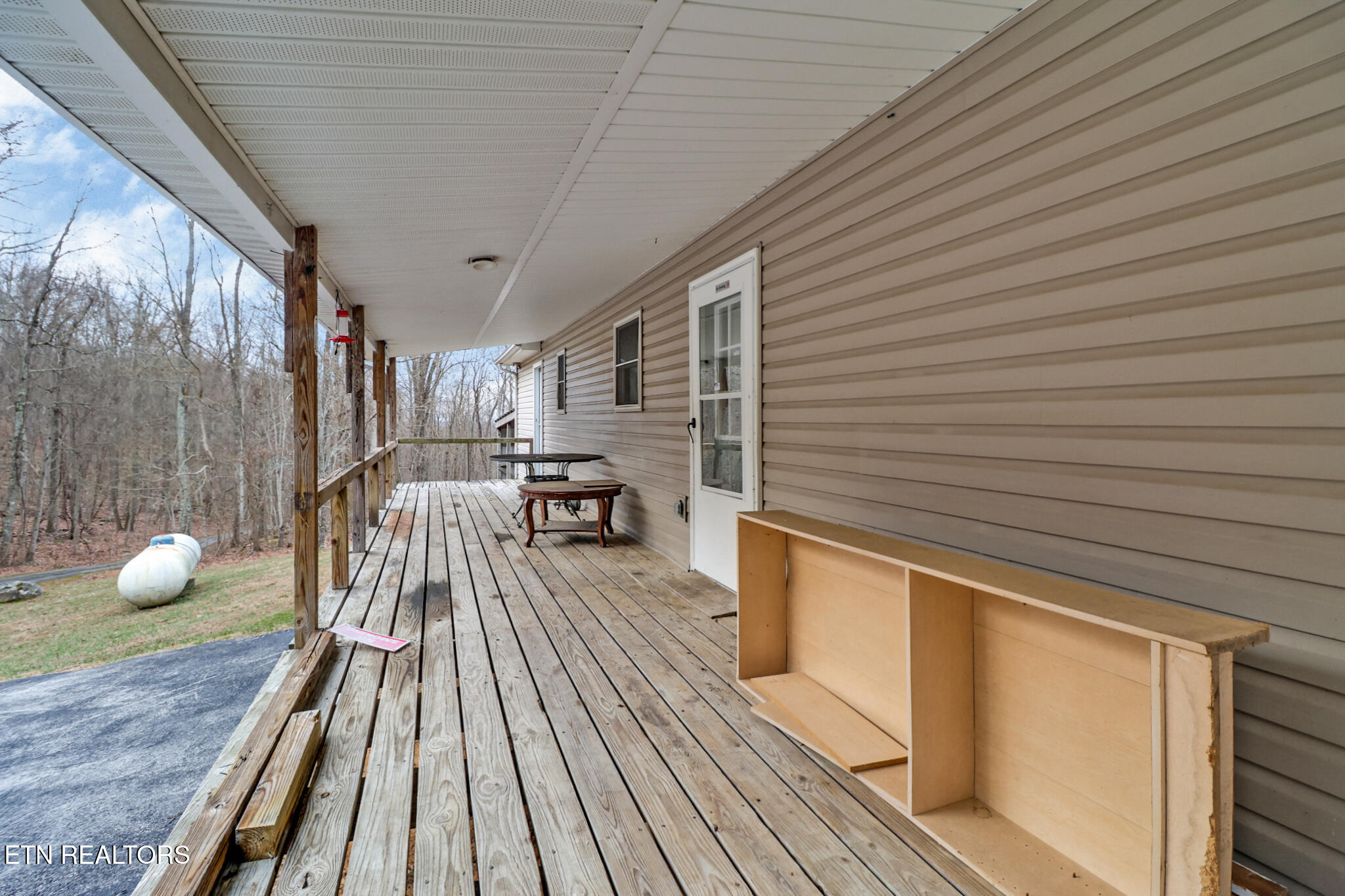 1017 Hinch Mountain Road Crossville TN 38555