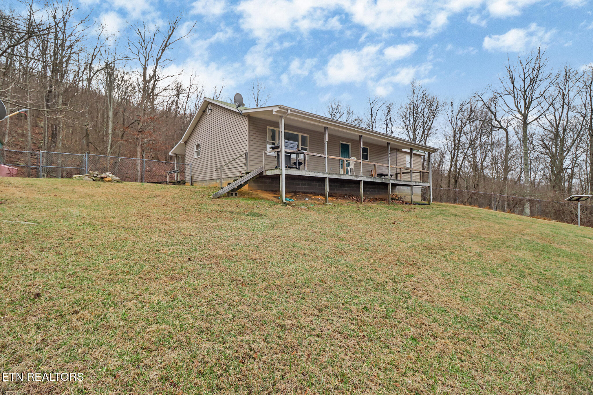 1017 Hinch Mountain Road Crossville TN 38555