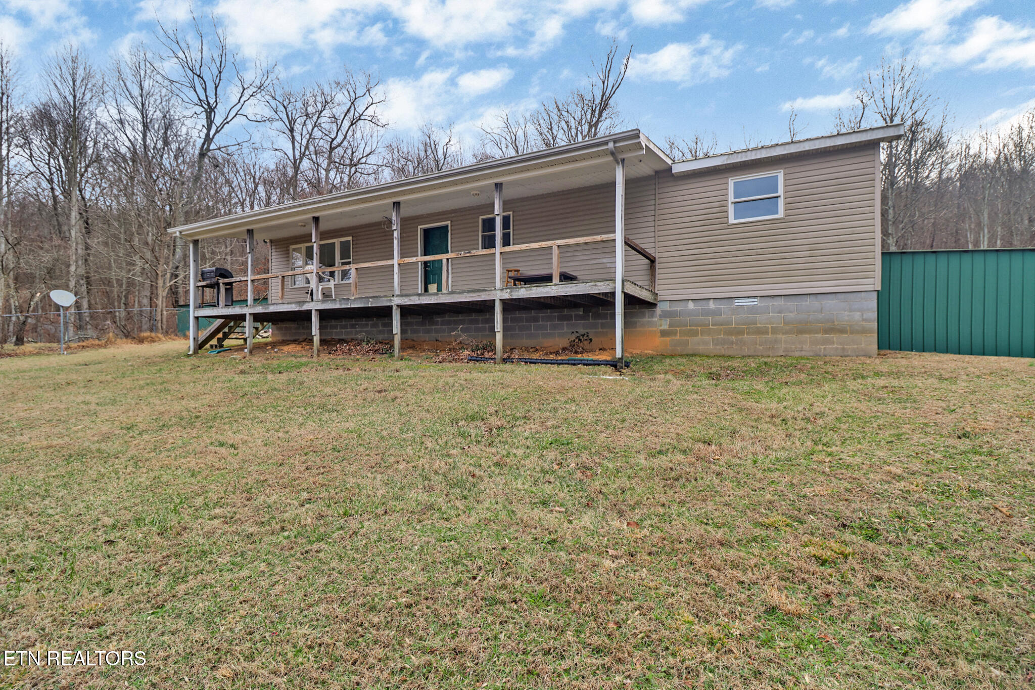 1017 Hinch Mountain Road Crossville TN 38555