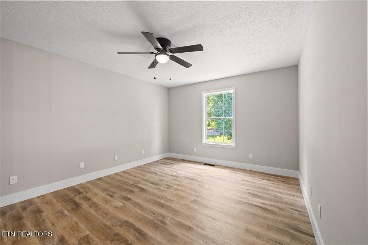 105 Jessica Lane Lafollette TN 37766