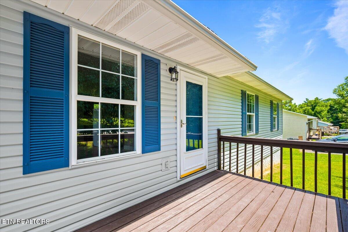 105 Jessica Lane Lafollette TN 37766