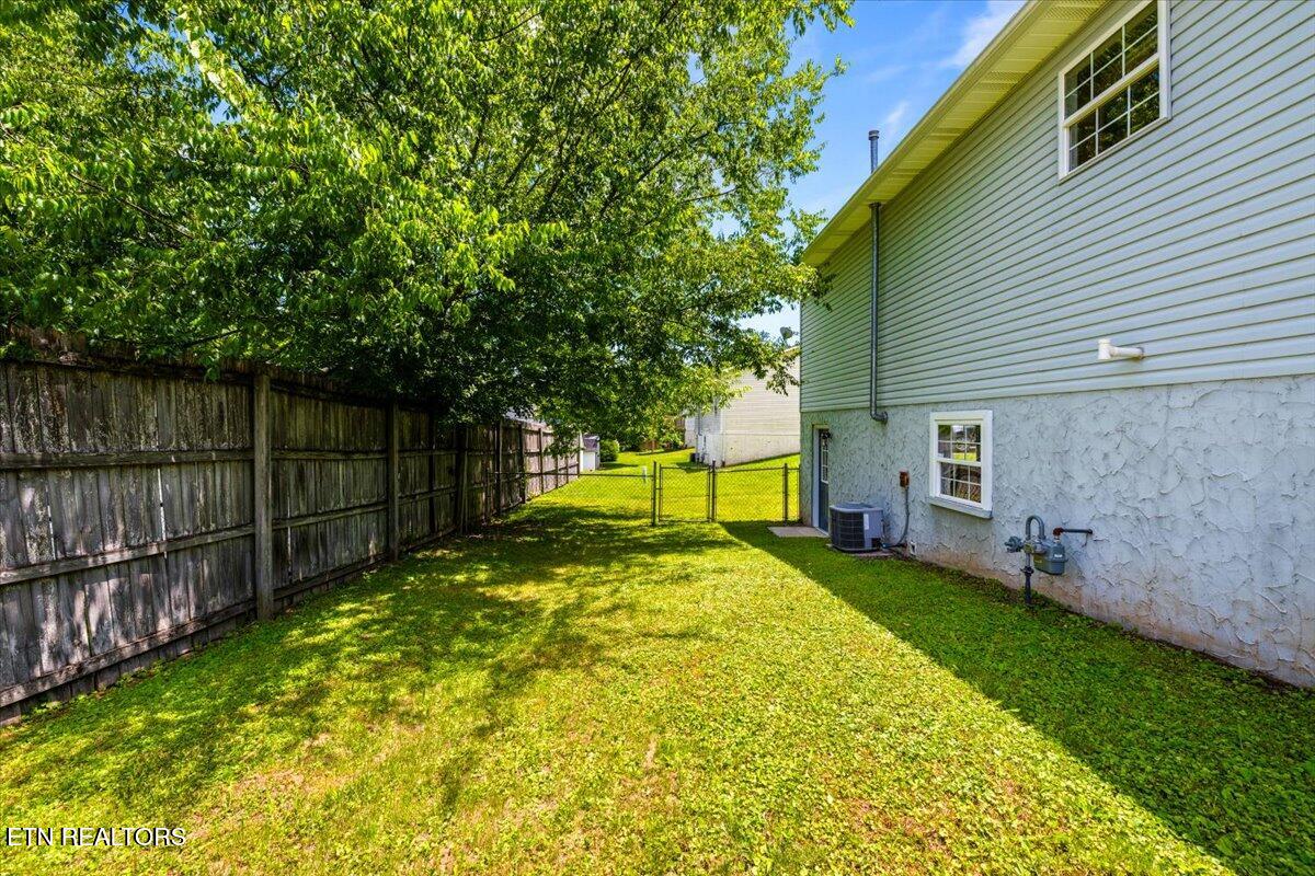 105 Jessica Lane Lafollette TN 37766