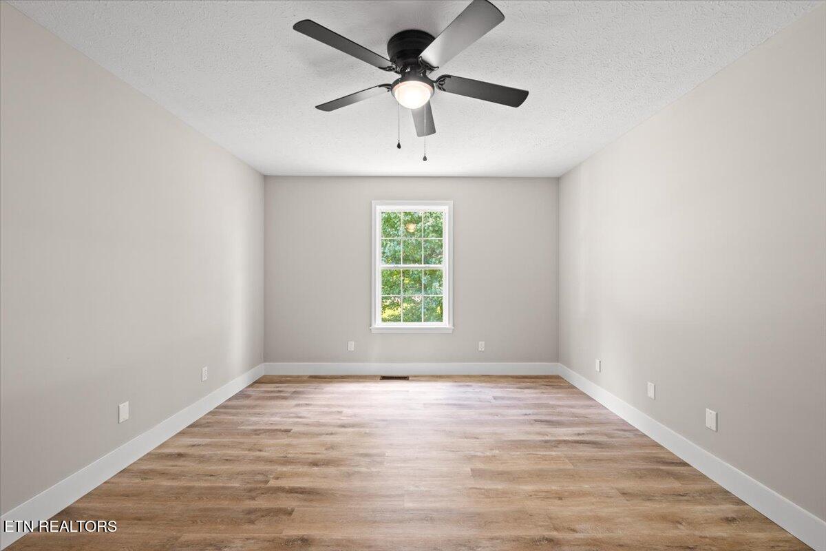 105 Jessica Lane Lafollette TN 37766