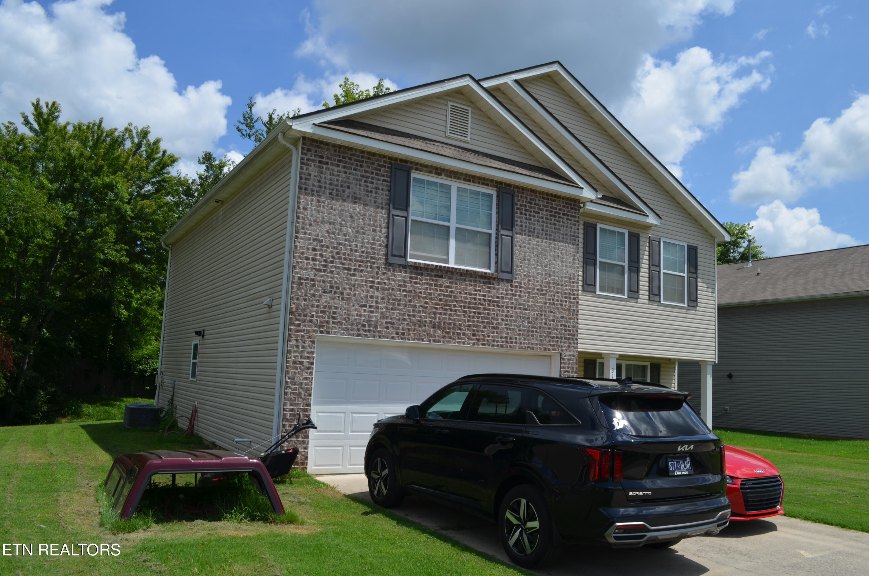 319 Chrysler Lane Powell TN 37849