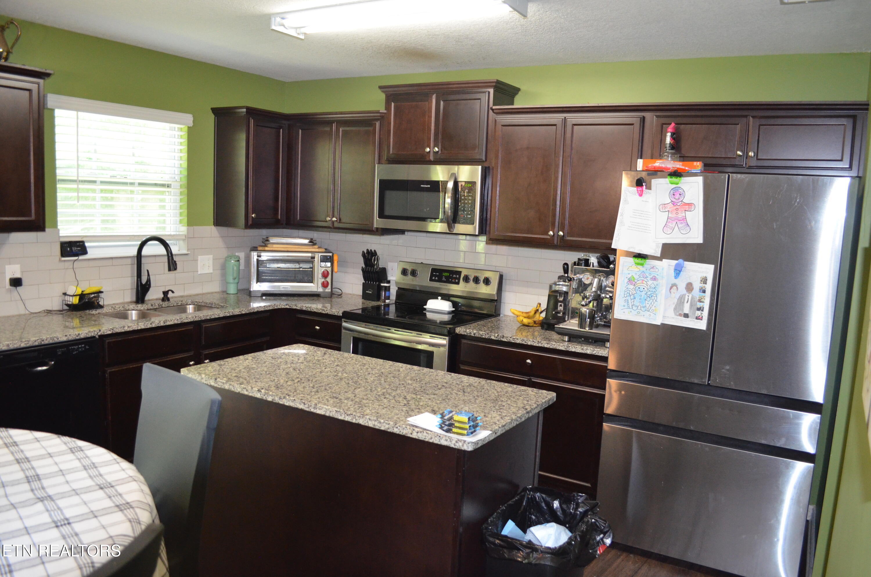319 Chrysler Lane Powell TN 37849