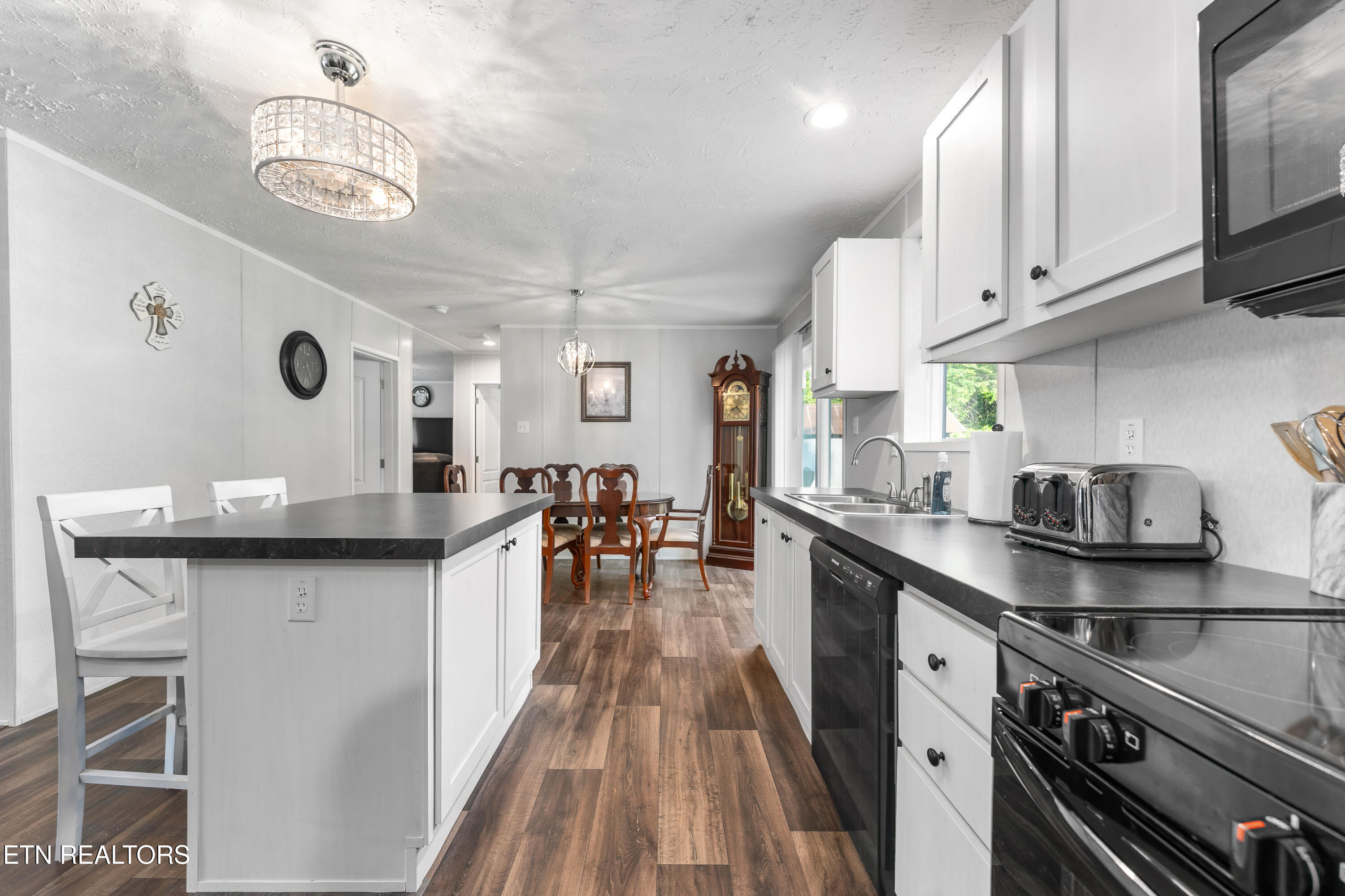 409 Bull Run Road Luttrell TN 37779