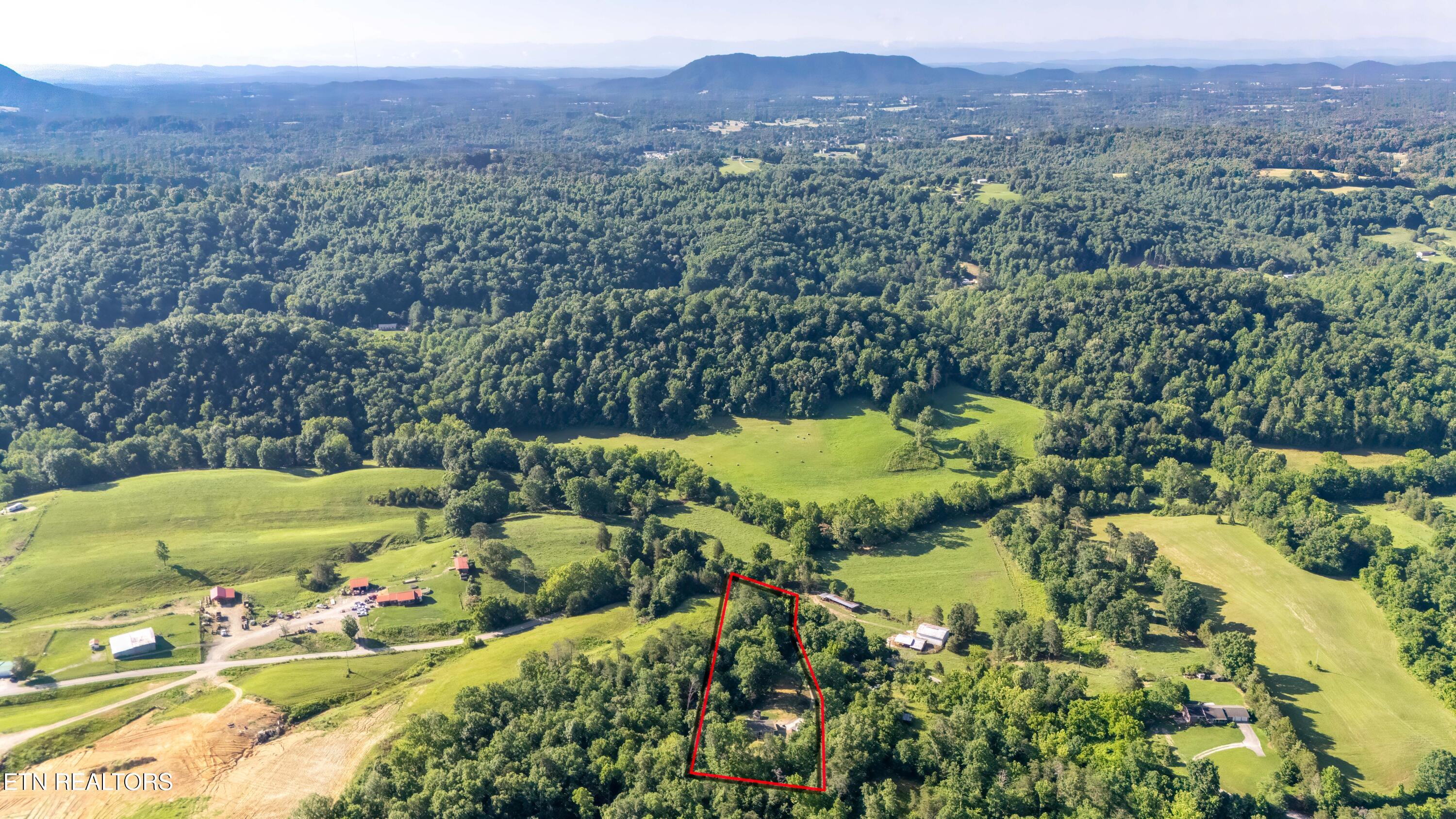 409 Bull Run Road Luttrell TN 37779
