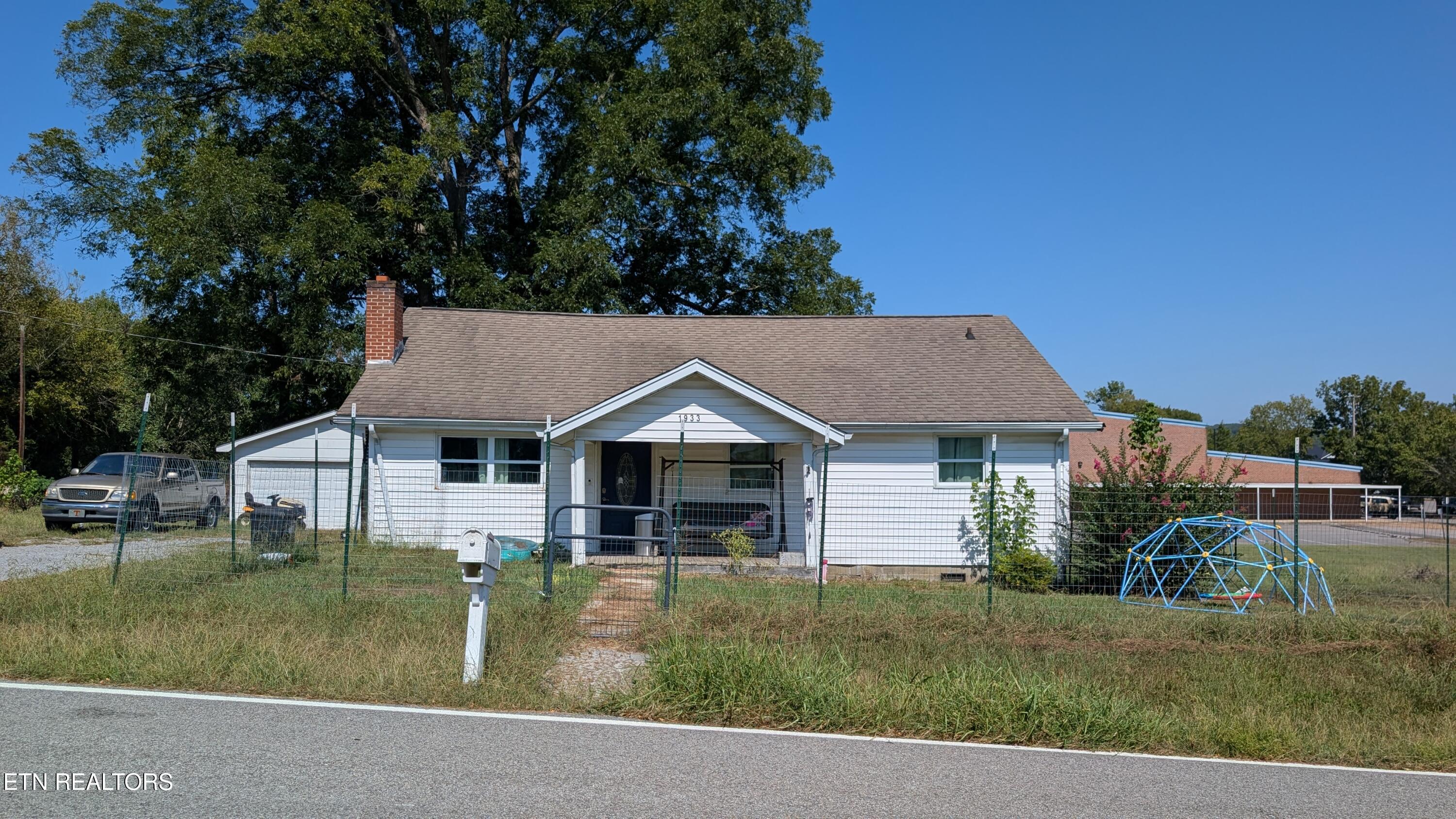 1933 Mountain Road Andersonville TN 37705