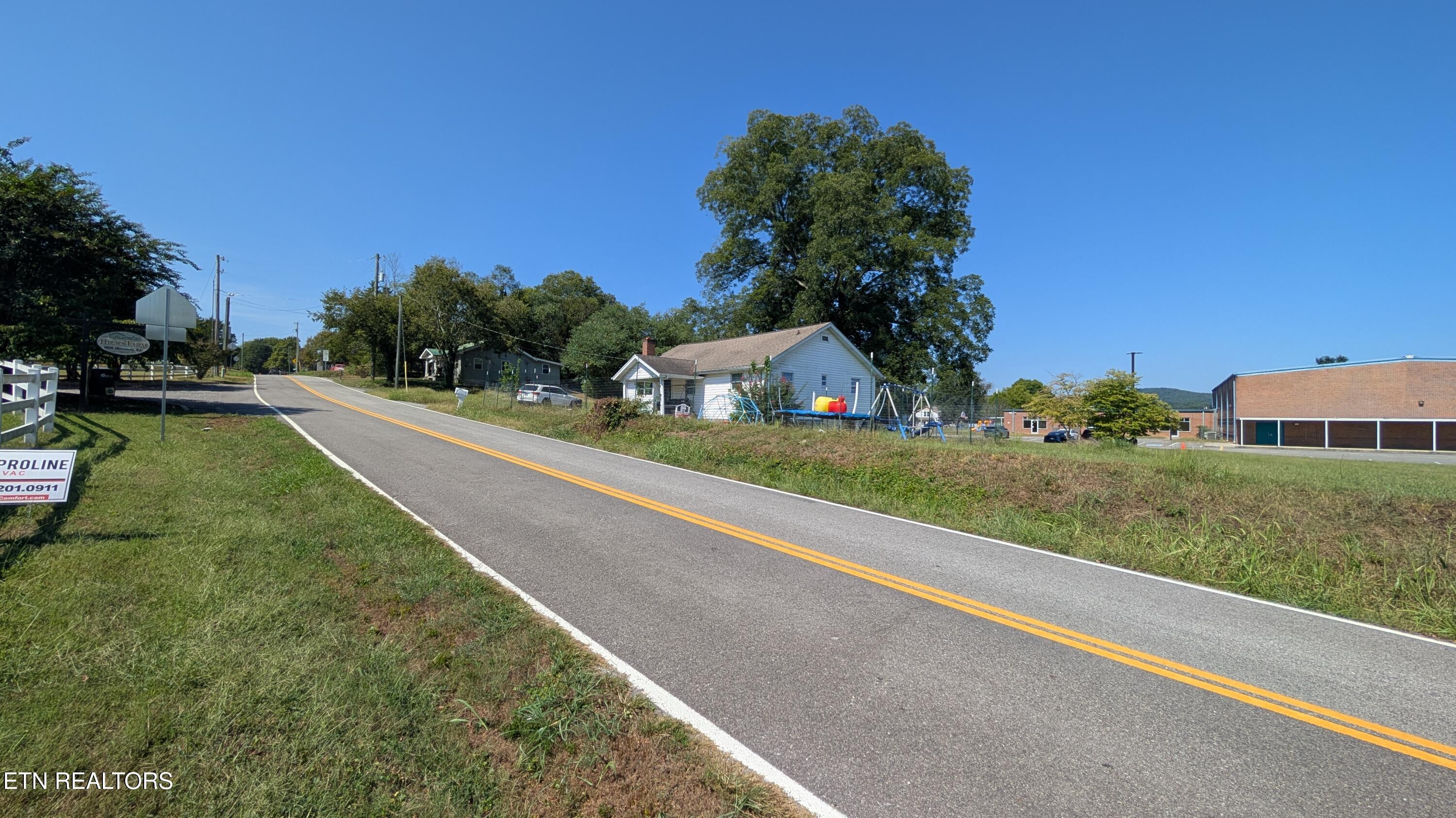 1933 Mountain Road Andersonville TN 37705