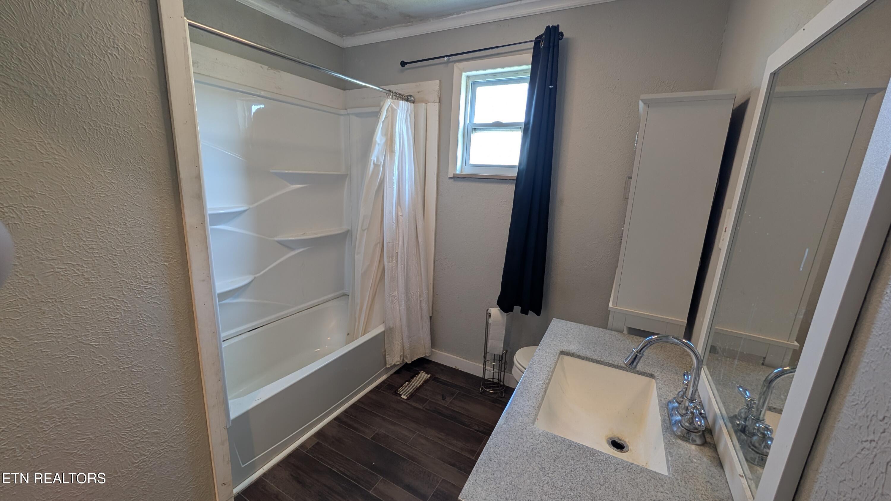 1933 Mountain Road Andersonville TN 37705