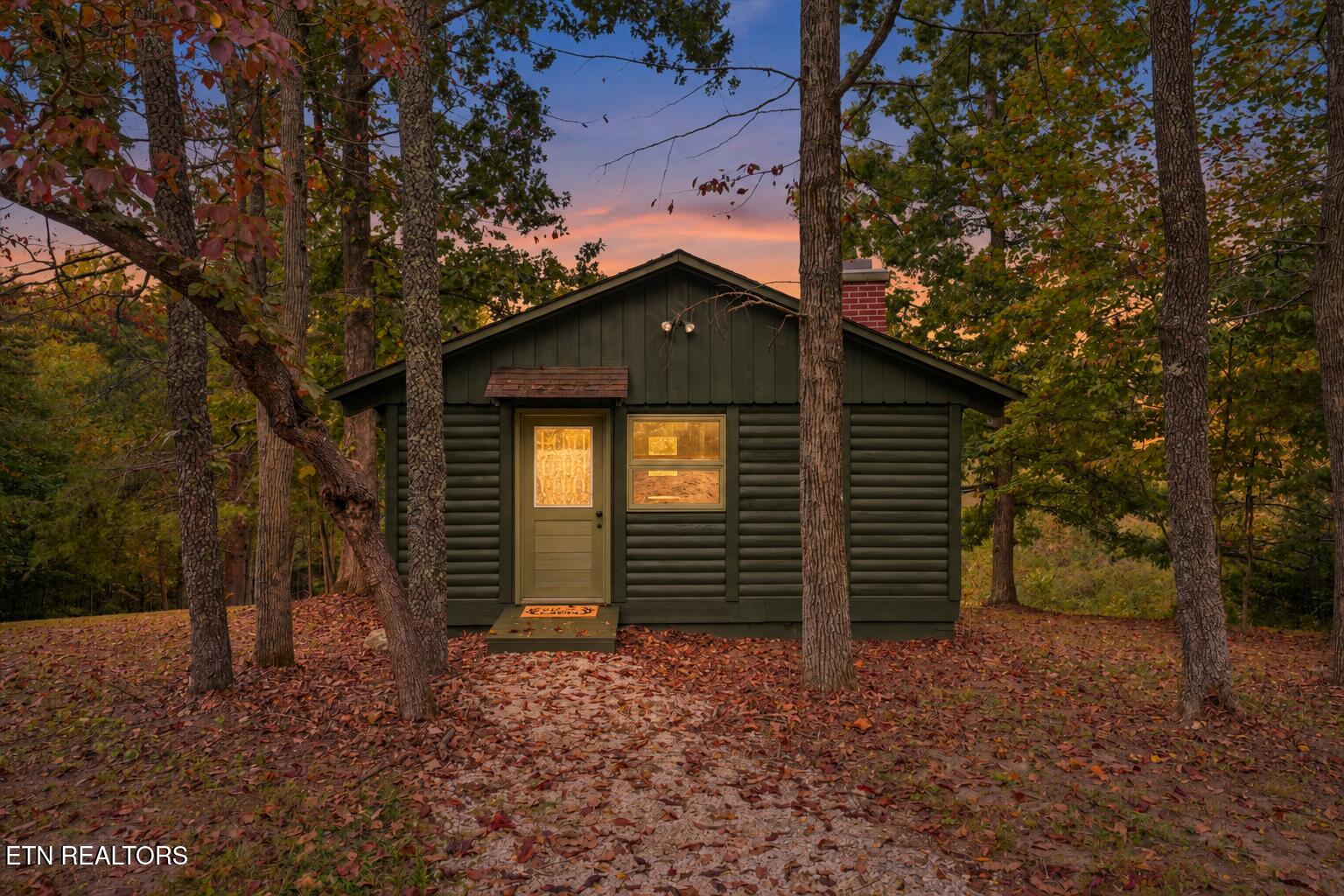 225 Pleasant View Loop Clinton TN 37716
