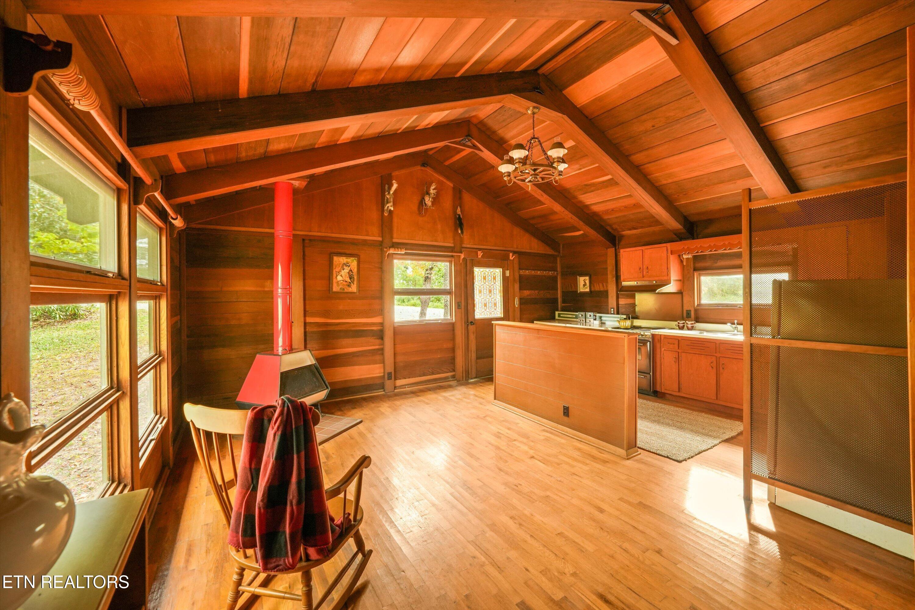225 Pleasant View Loop Clinton TN 37716