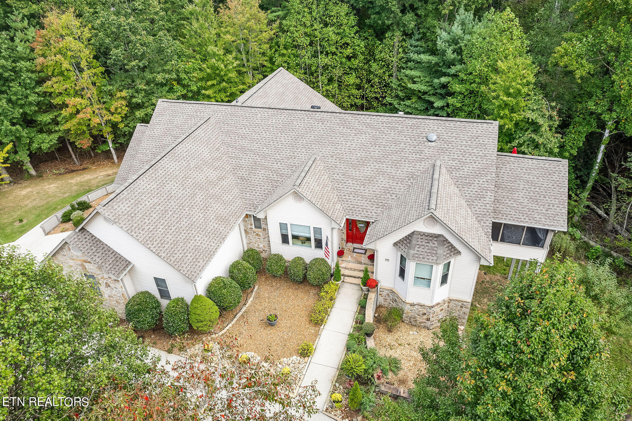 90 Hanning Drive Crossville TN 38558