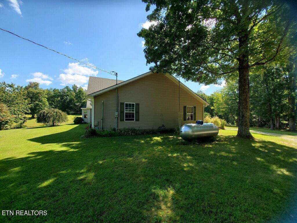 439 Elvira Lane Winfield TN 37892