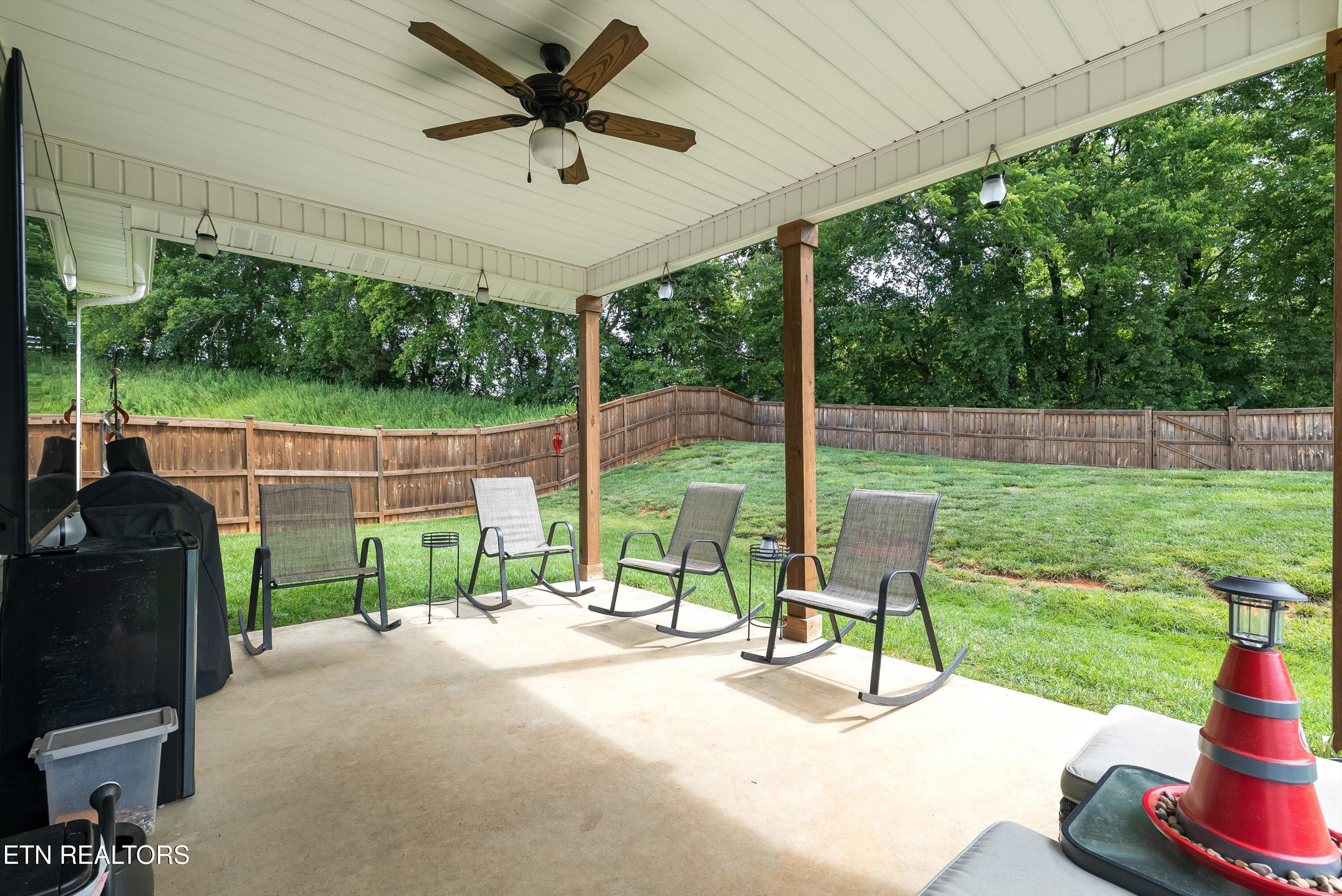 2216 Shylah Mia Lane Knoxville TN 37932