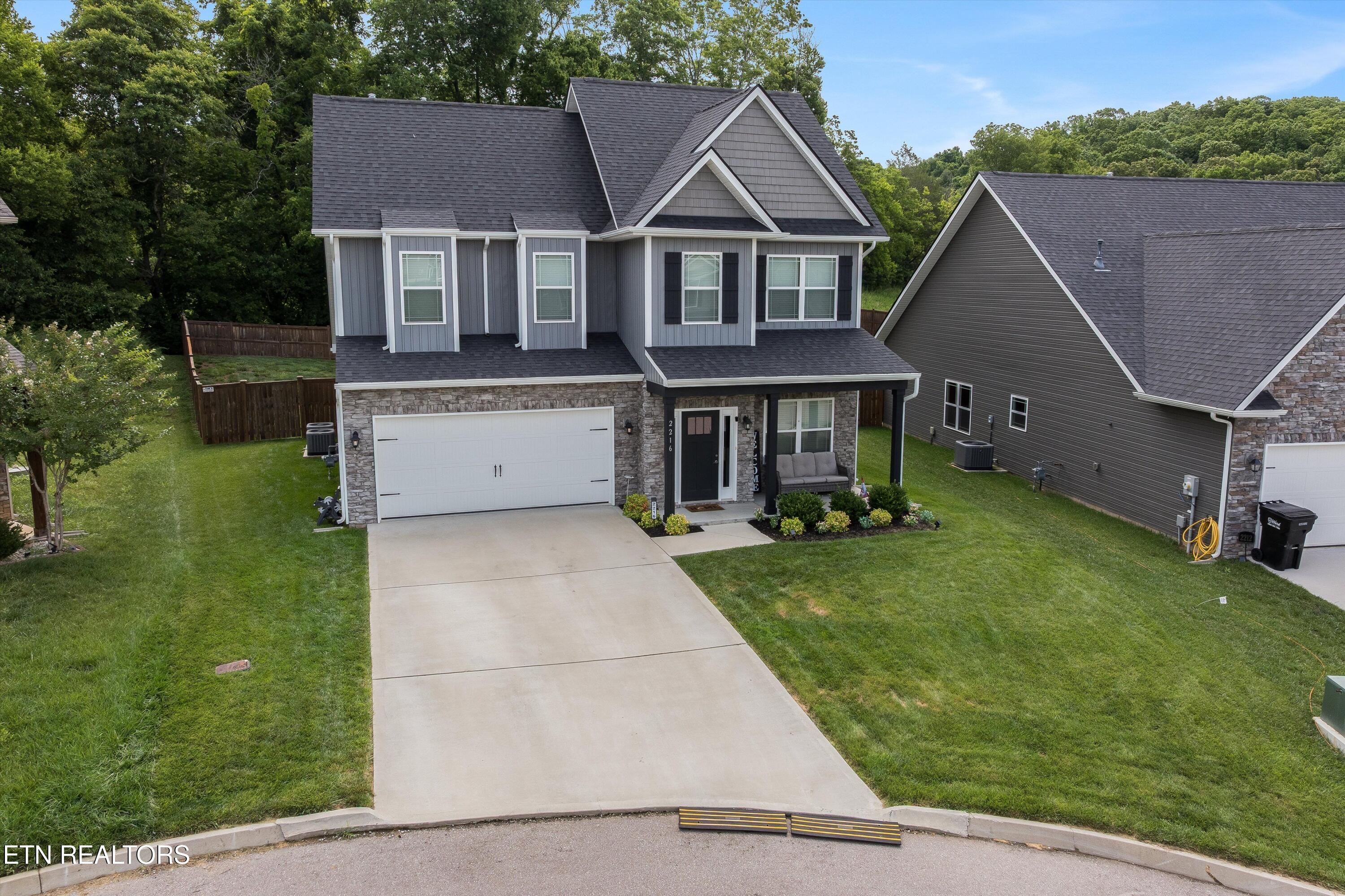 2216 Shylah Mia Lane Knoxville TN 37932