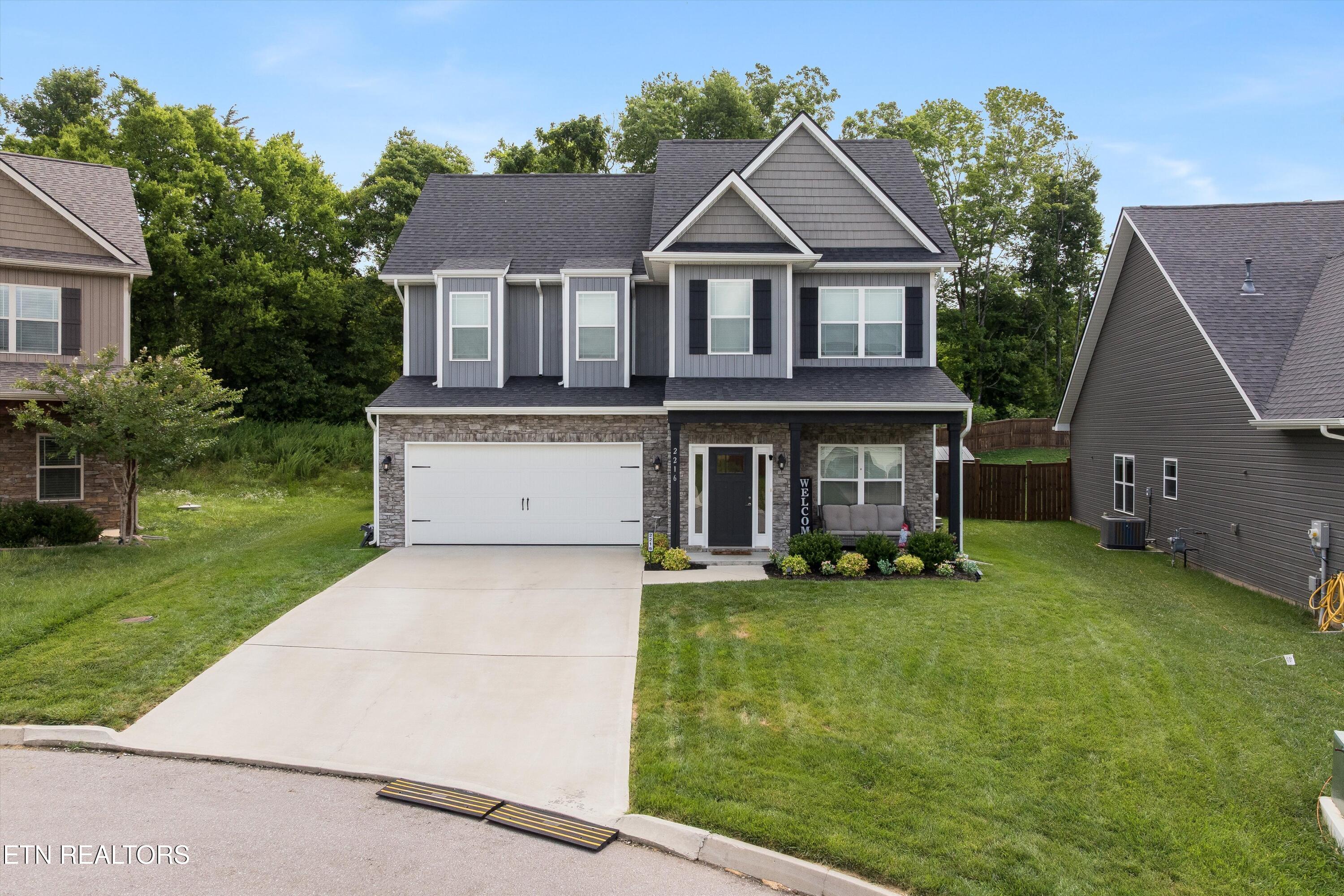 2216 Shylah Mia Lane Knoxville TN 37932