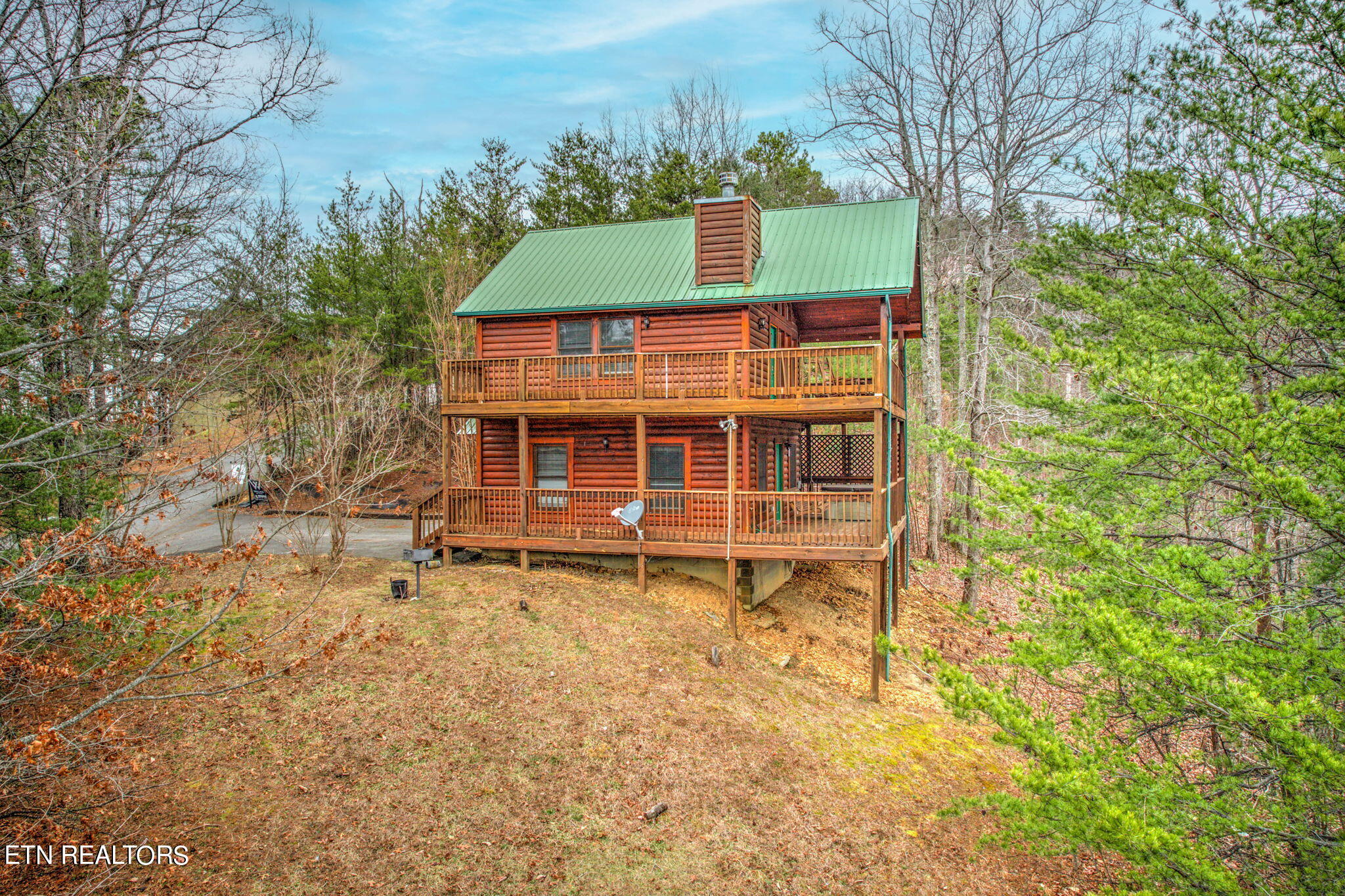 2526 Raccoon Hollow Way Sevierville TN 37862