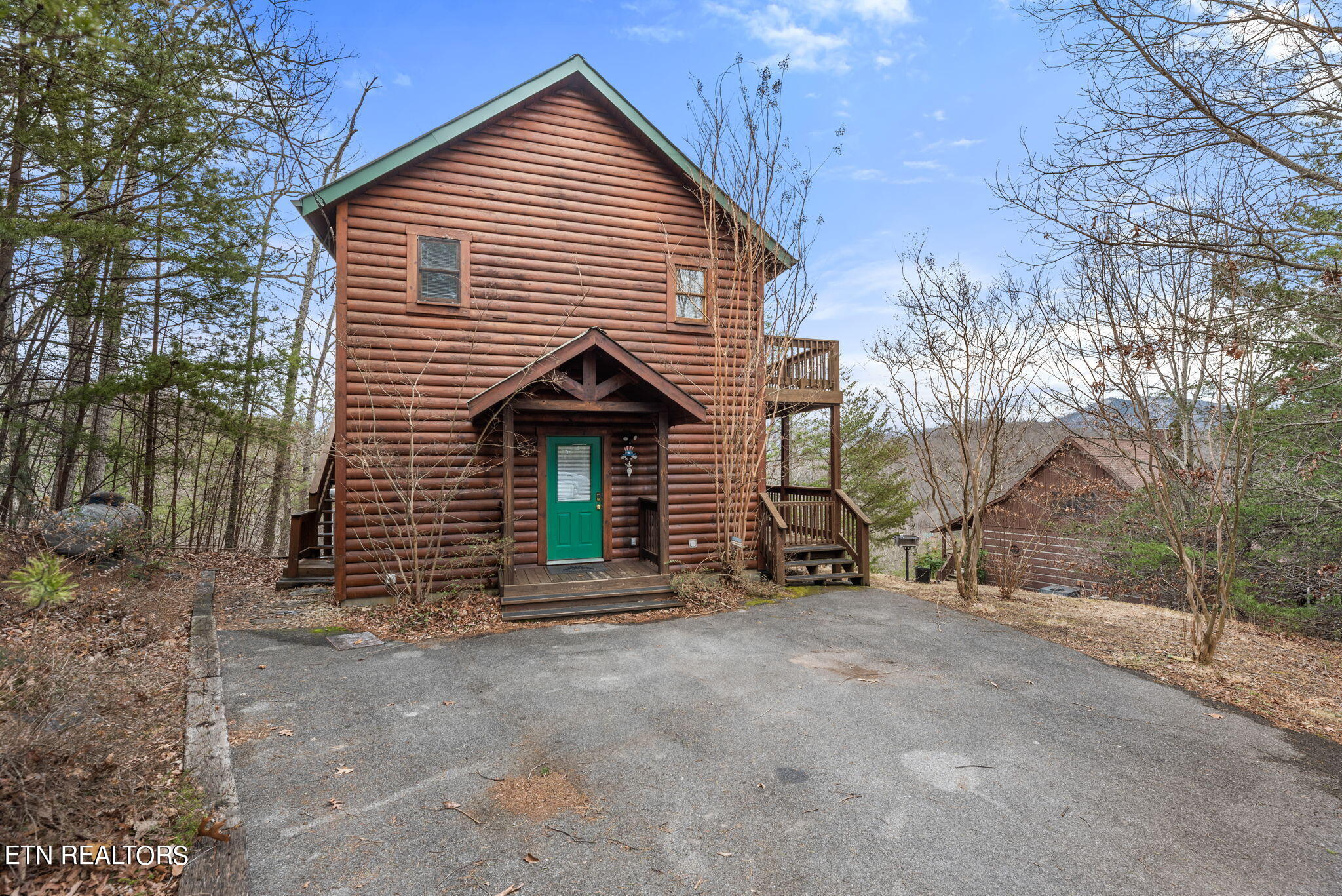 2526 Raccoon Hollow Way Sevierville TN 37862