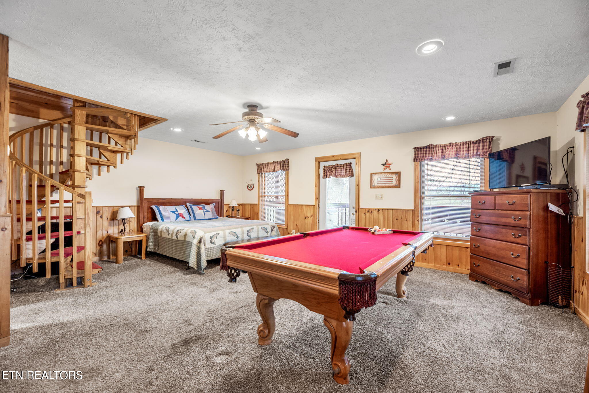 2526 Raccoon Hollow Way Sevierville TN 37862