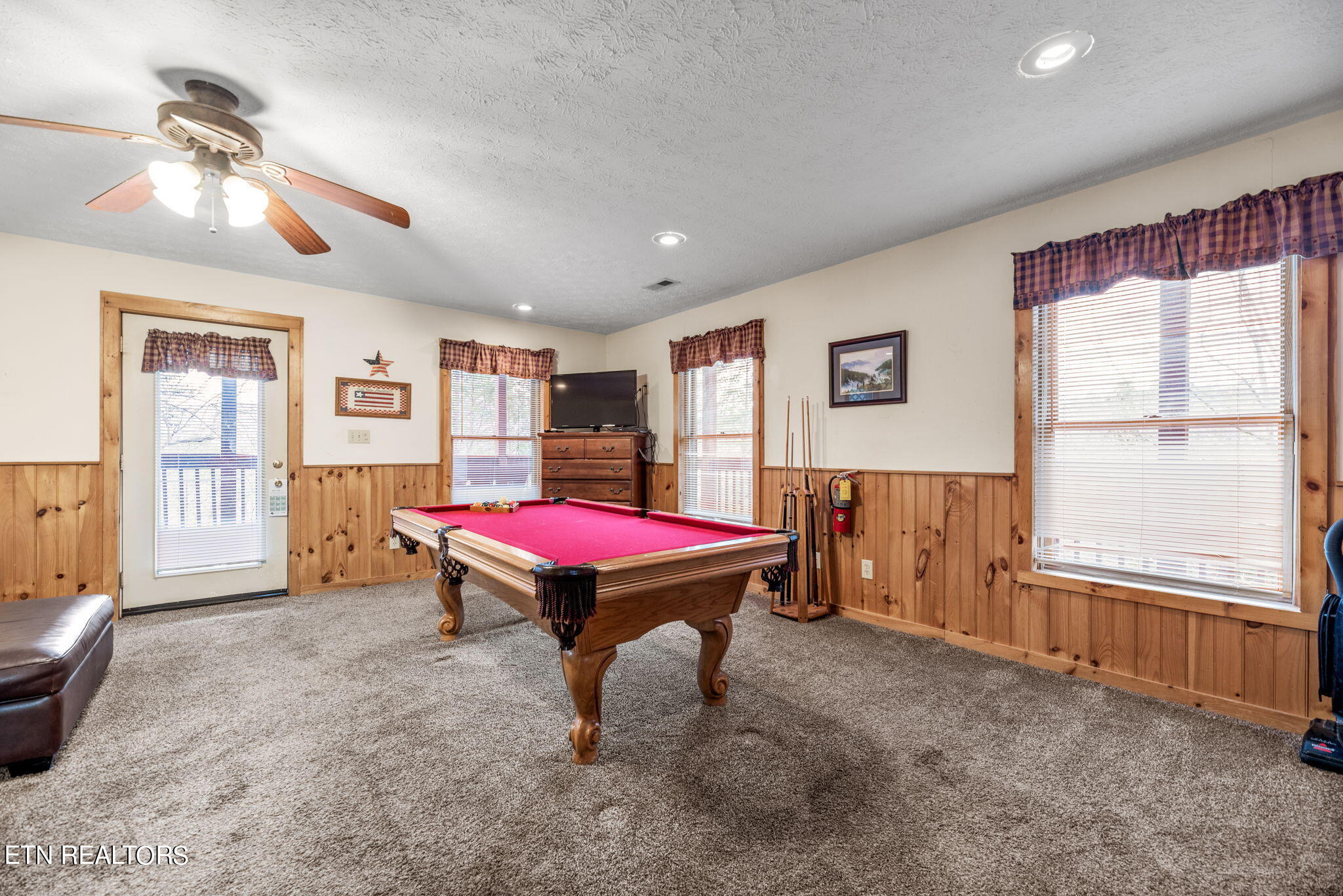 2526 Raccoon Hollow Way Sevierville TN 37862