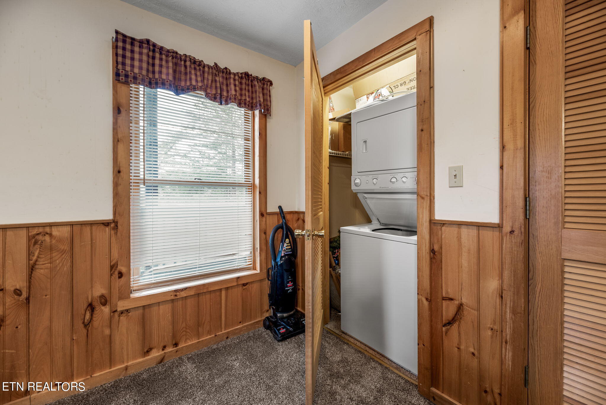 2526 Raccoon Hollow Way Sevierville TN 37862