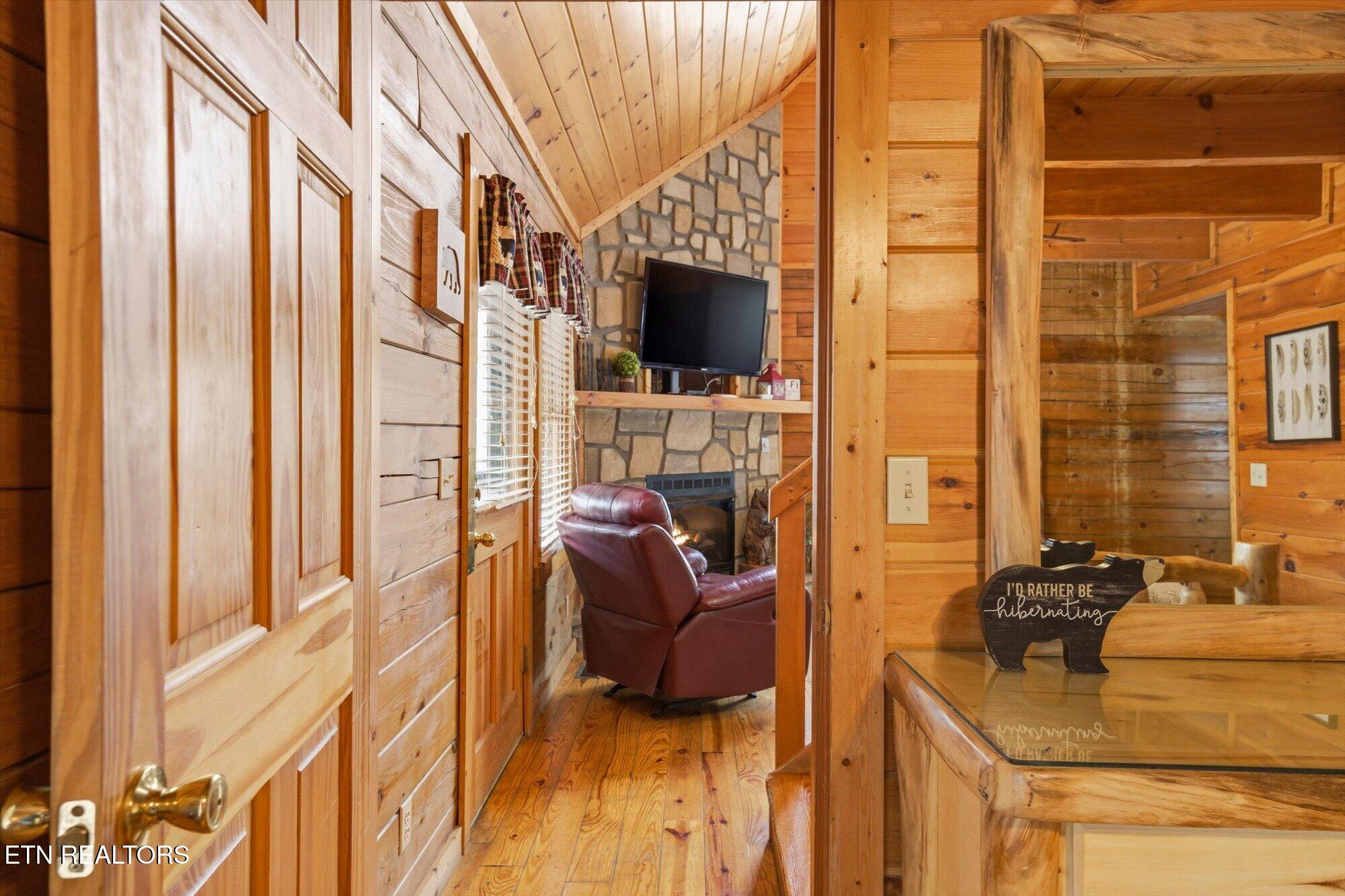 1713 Parkway View Court Sevierville TN 37876