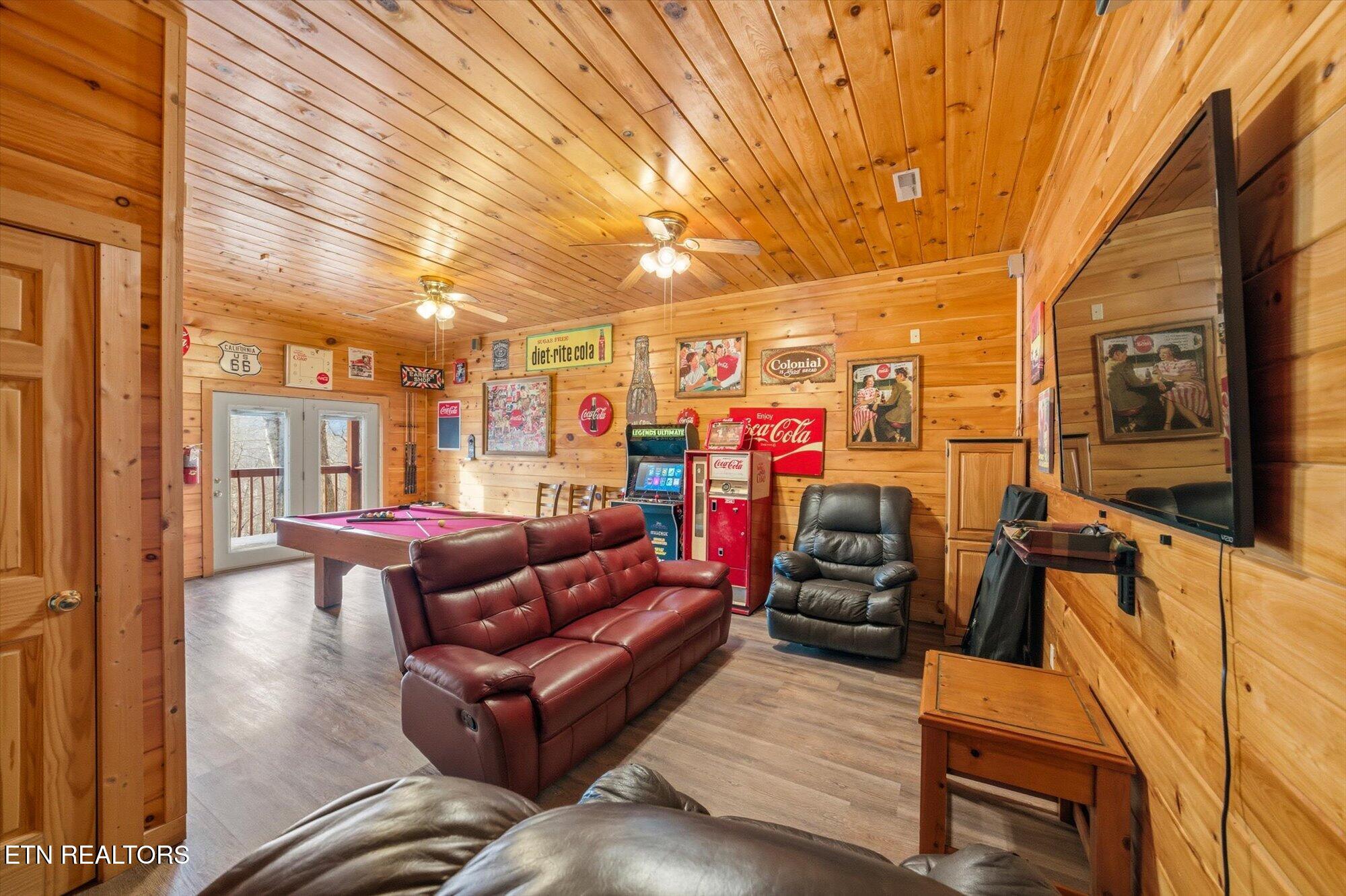 1713 Parkway View Court Sevierville TN 37876